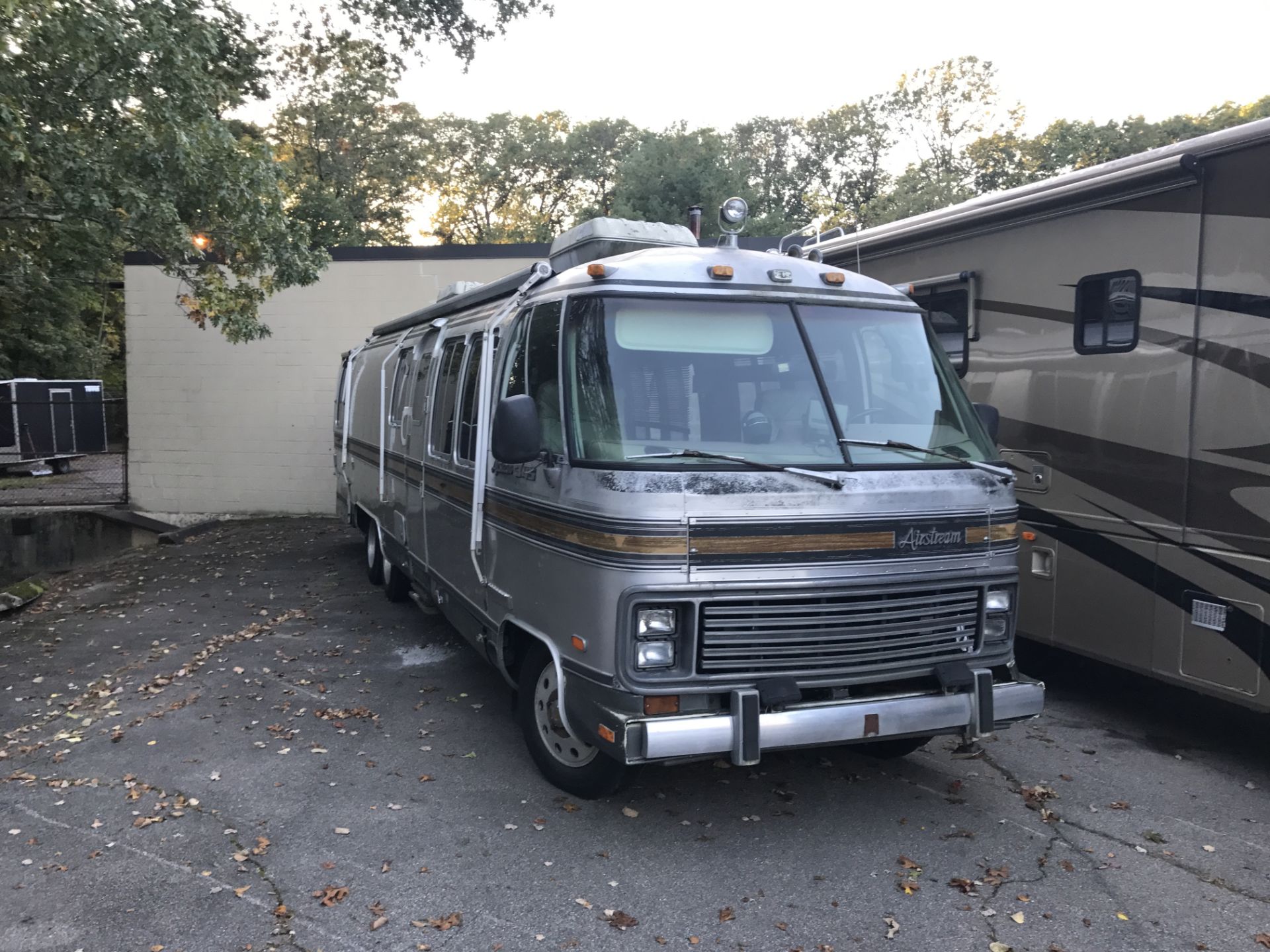 1986 Airstream #345 Motorhome -- More Info To Come