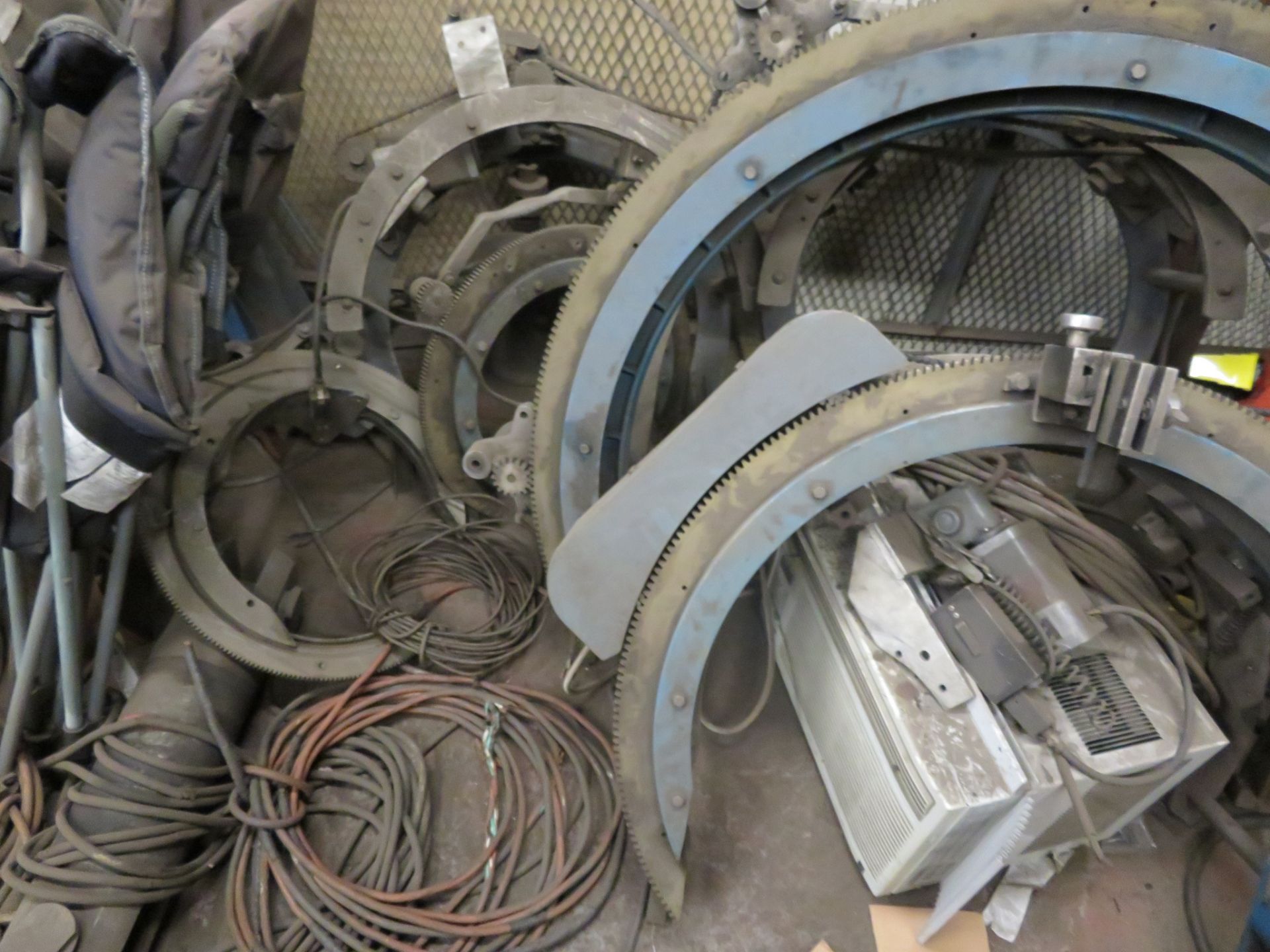 {LOT} Large Qty In Back Cage c/o: Fixtures, Tools, Compressors, Etc. - Image 8 of 14