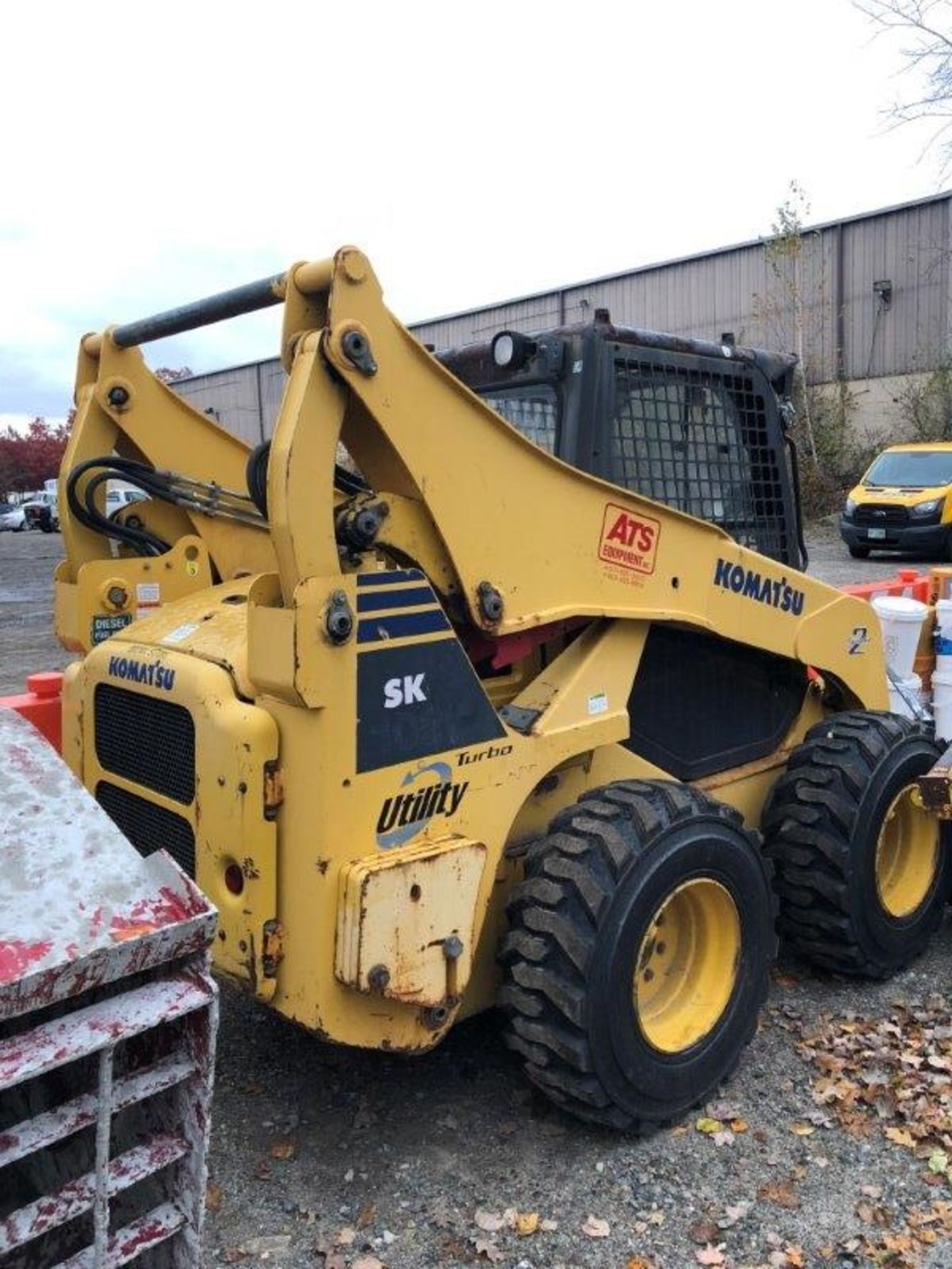 Komatsu Skid Steer #SK1026, S/N:A80436 w/Bucket Attachments & Forks S/N: A80436 - Image 3 of 7