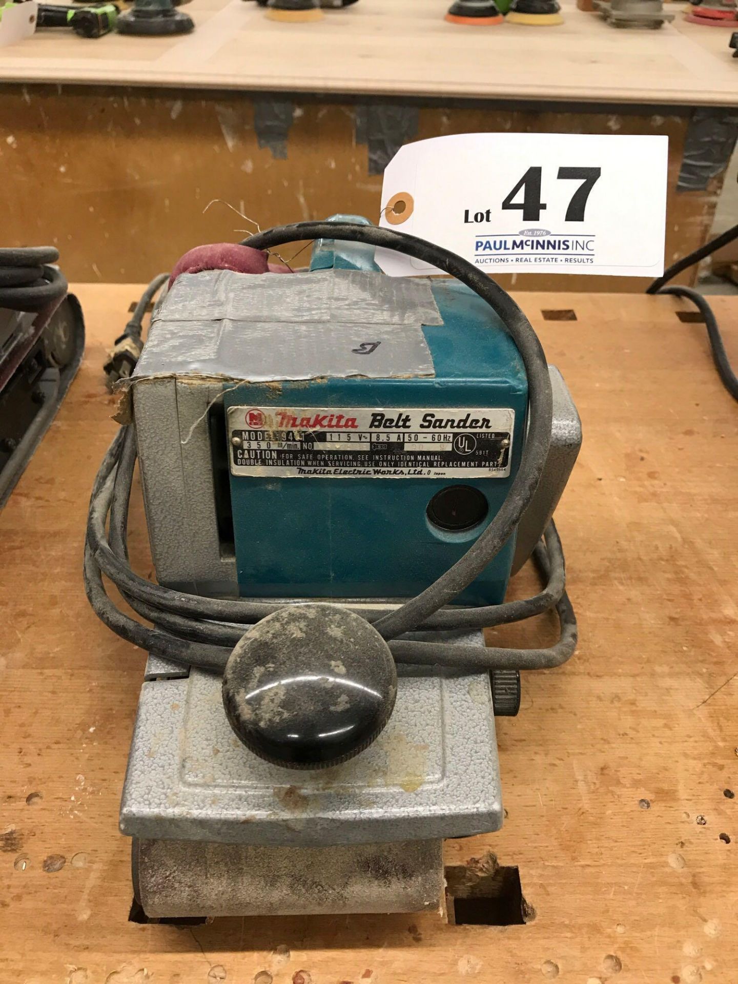 Makita belt sander