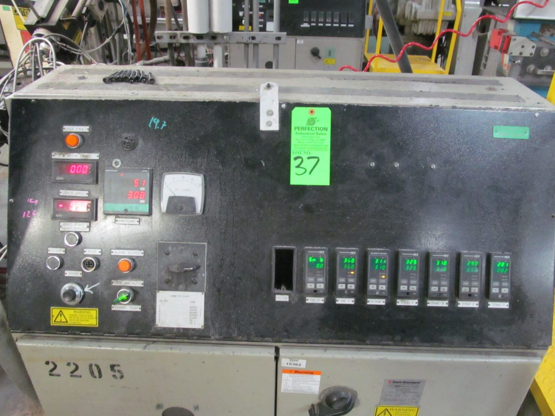 2.5" Davis Standard M IV 25IN25 Single Screw Extruder, s/n S1127 (1995), 4-Barrel Zones, 24:1 Length - Image 4 of 5