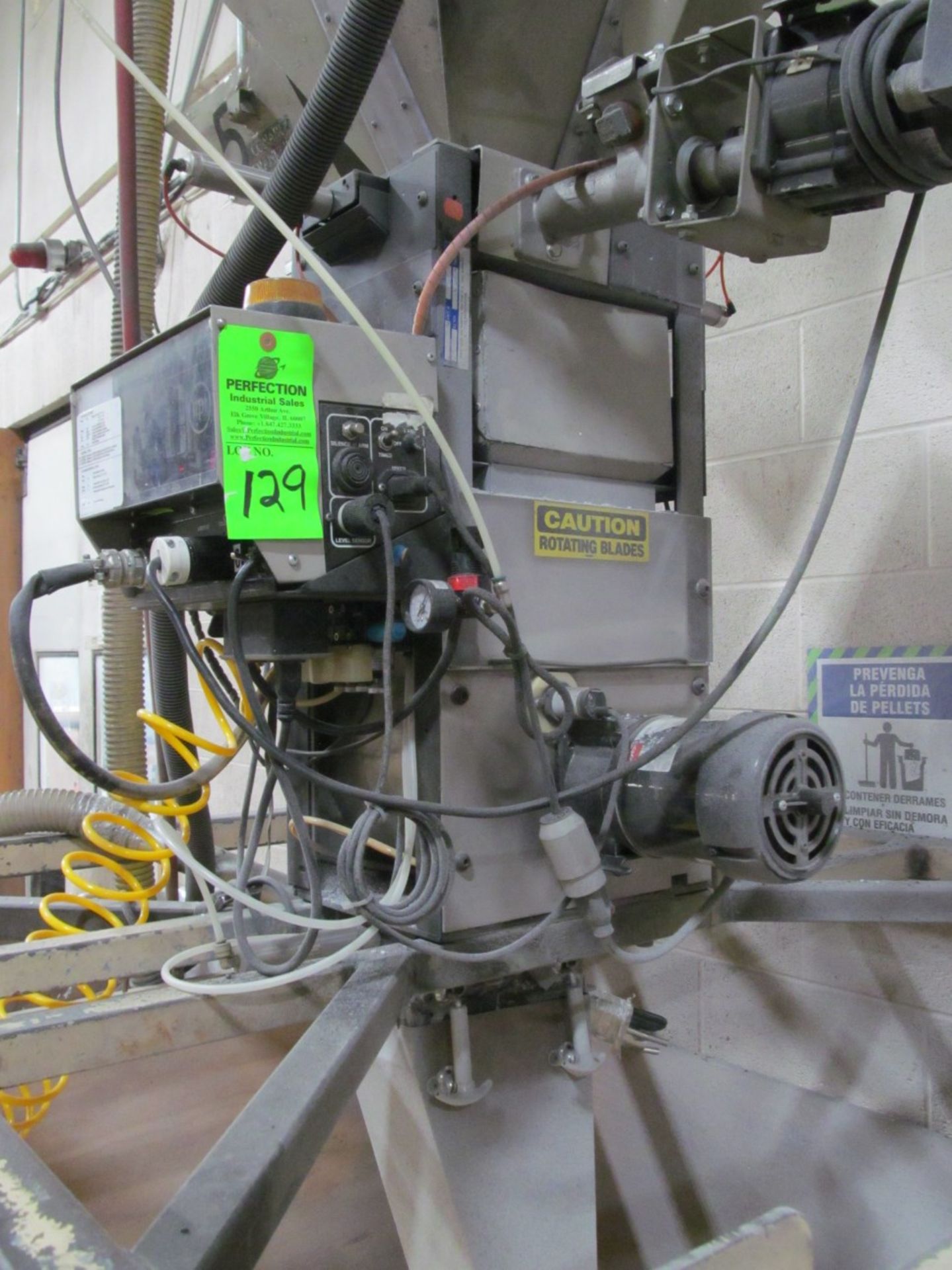 Conair/Maguire 2-Component Auto Weigh Gravimetric Batch Blender, WSB-420CF Controller, (2) Vacuum - Image 2 of 4