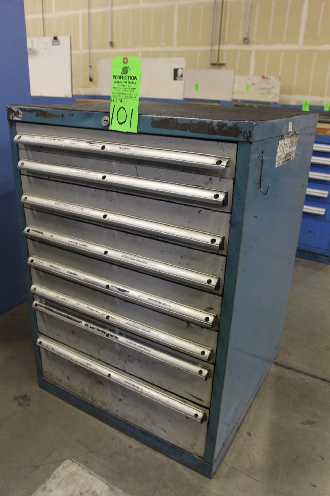 Lista 8-Drawer Ball Bearing Tool Cabinet