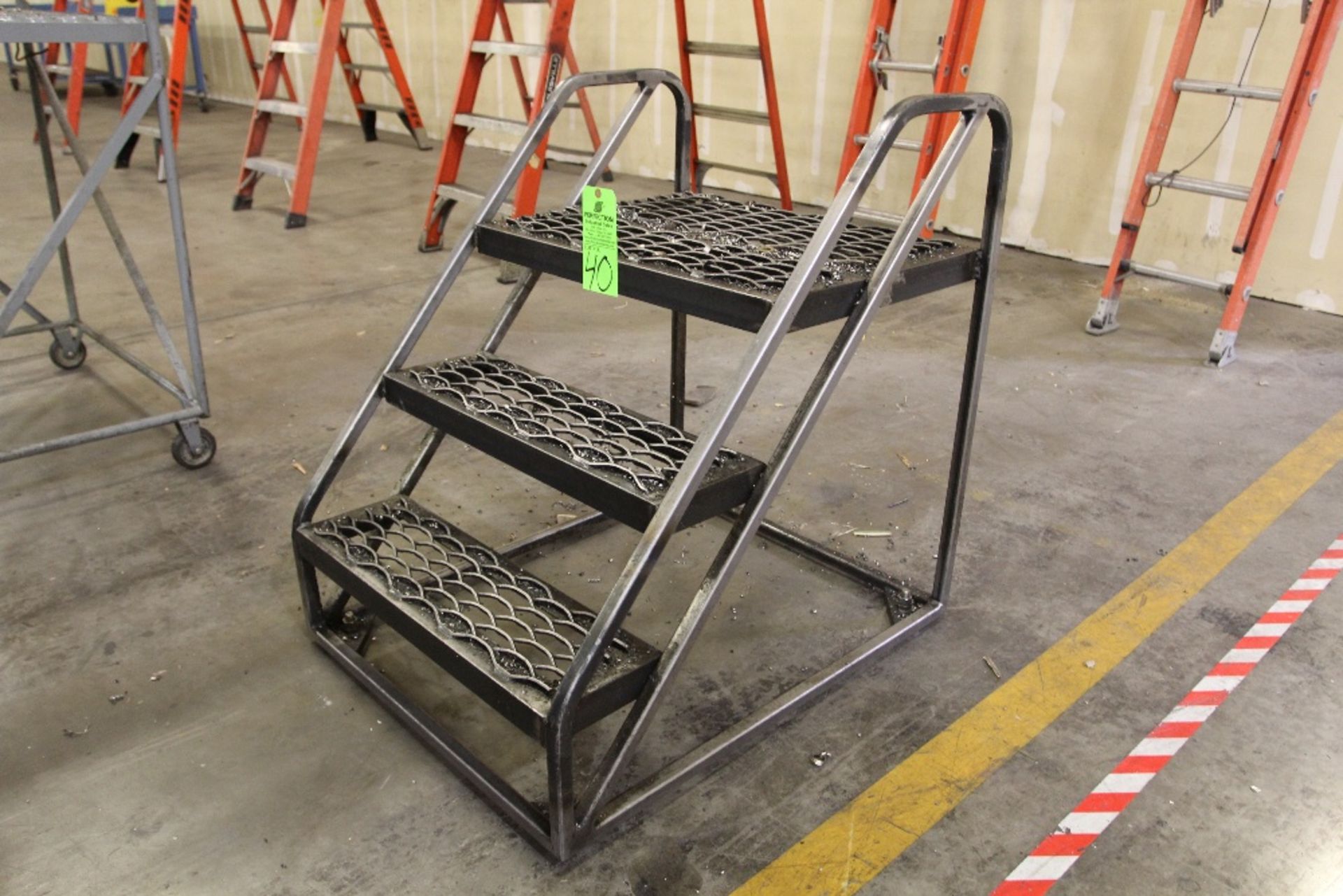 Steel 3-Step Ladder