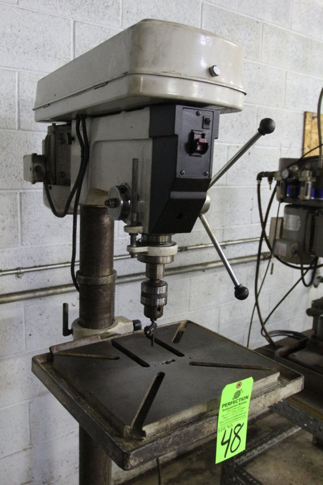12-Speed 793-12889307 Drill Press, 16" x 18" Table, 11" Throat - Image 2 of 2