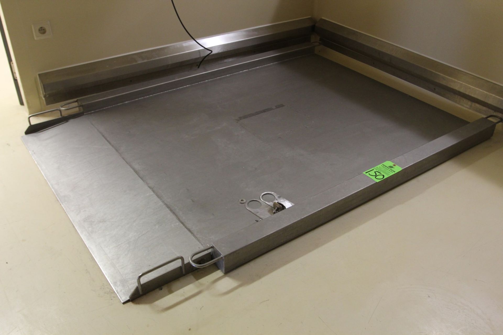 800 kg Stainless Steel Floor Scale w/ Mettler Toledo Lynx Digital Readout, s/n 5502846-5LG