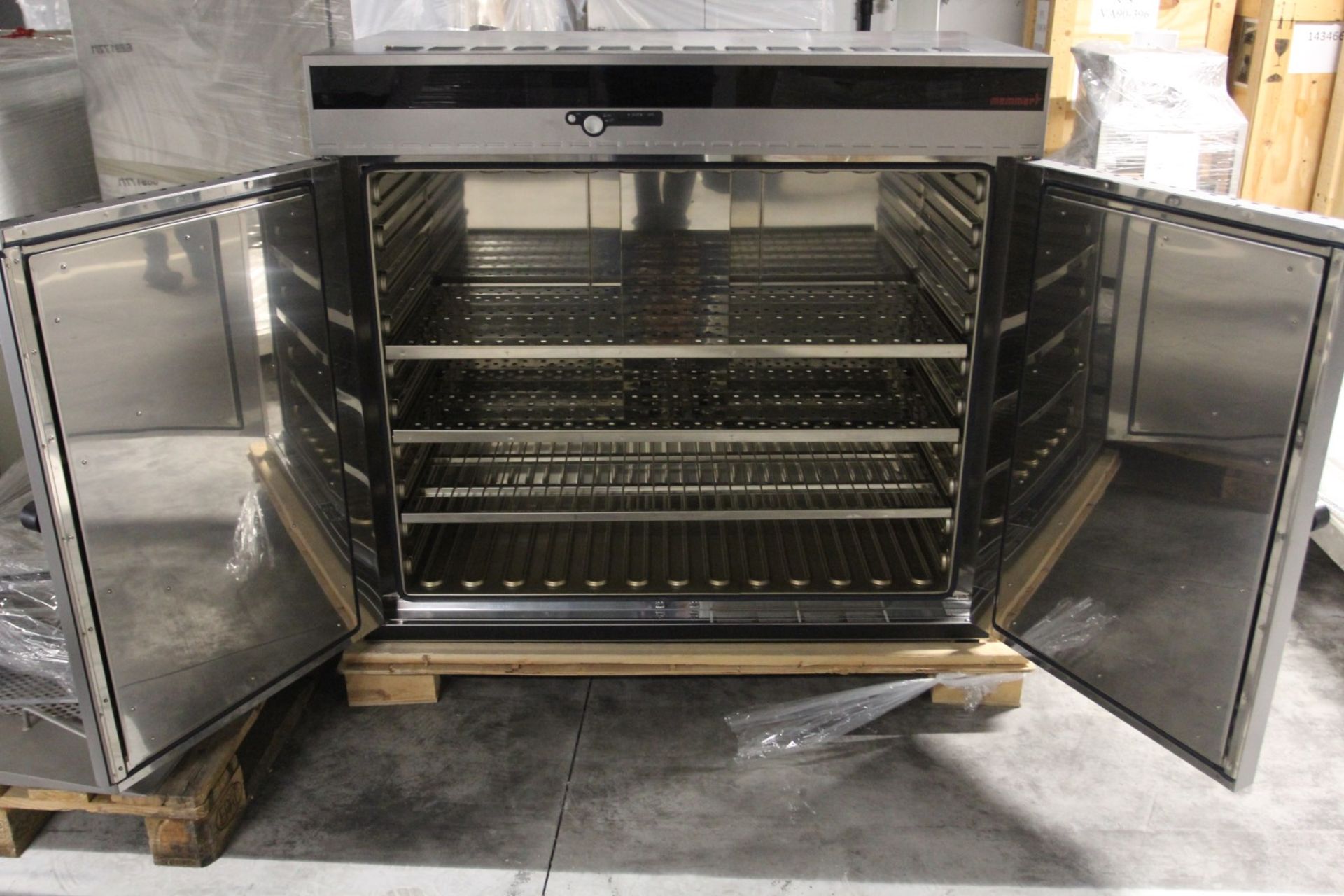 Memmert UFP 700 Universal Oven, s/n G709.0171, 300 Degree C Max Temp, 4000W, (Location: DK MOVES, - Image 2 of 6