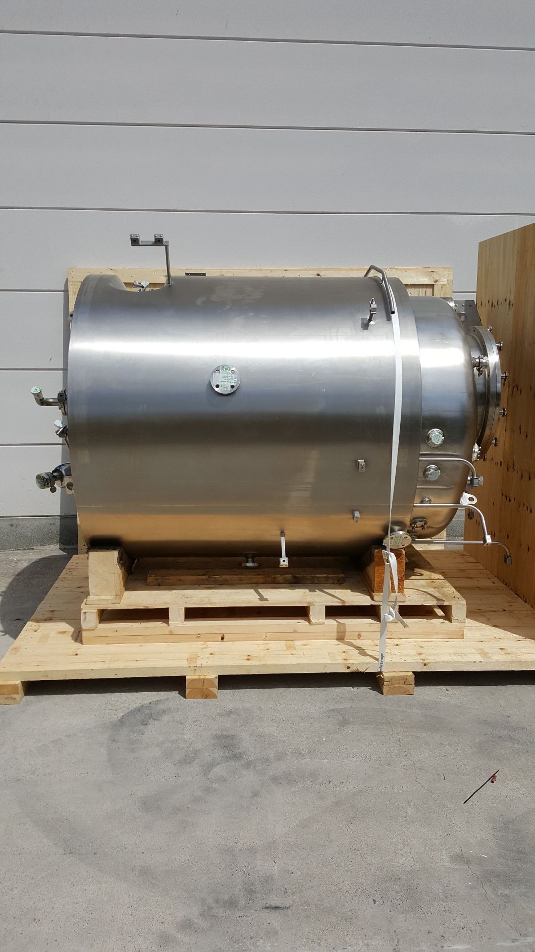 Harvest Vessel, Stainless Steel Construction, 2400 L Capacity, s/n VS52201, w/ Control, (Location: - Image 14 of 14
