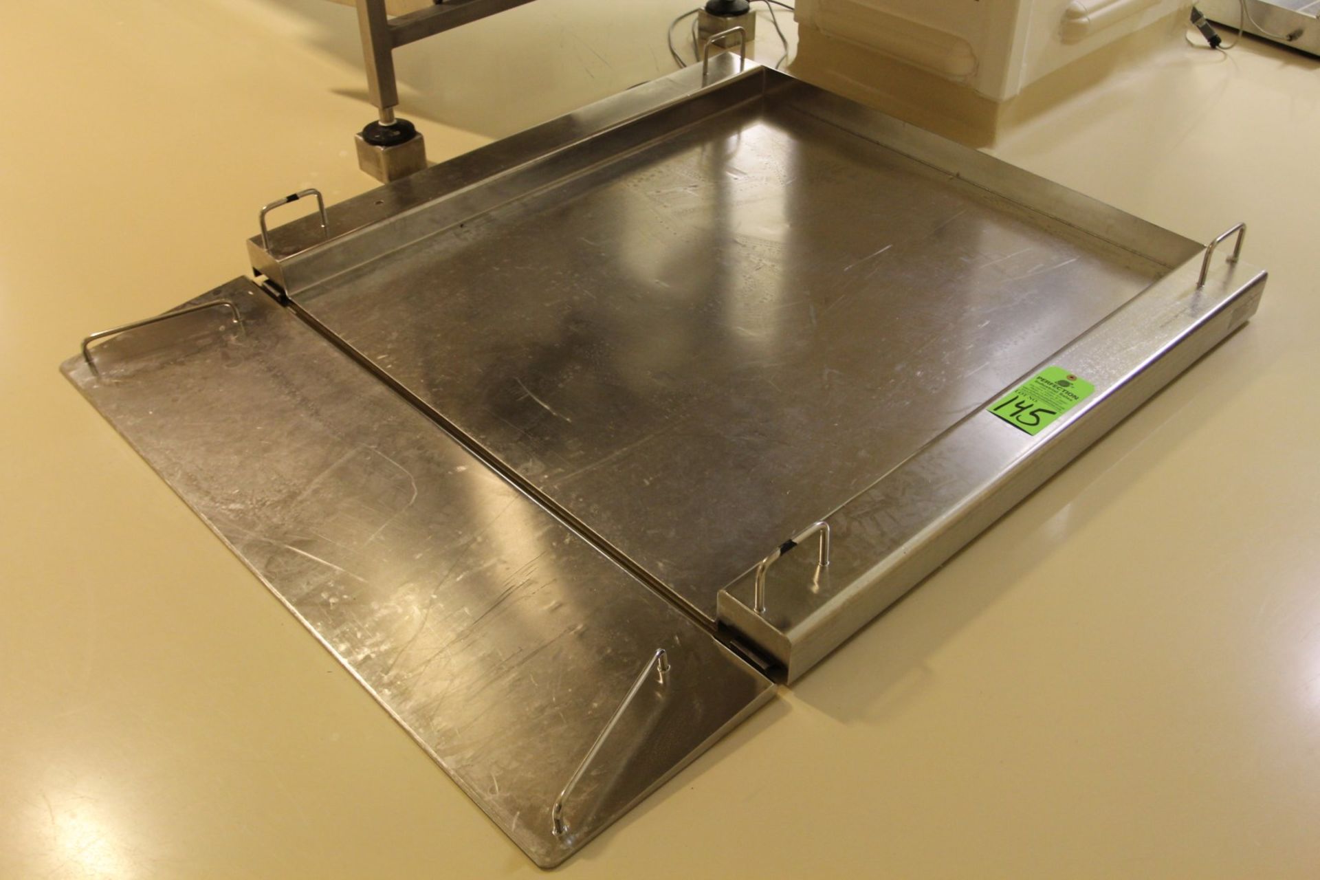 1500 kg Sartorius X6 Stainless Steel Floor Scale, s/n 17798322, 115cm x 100cm, Siebert Readout