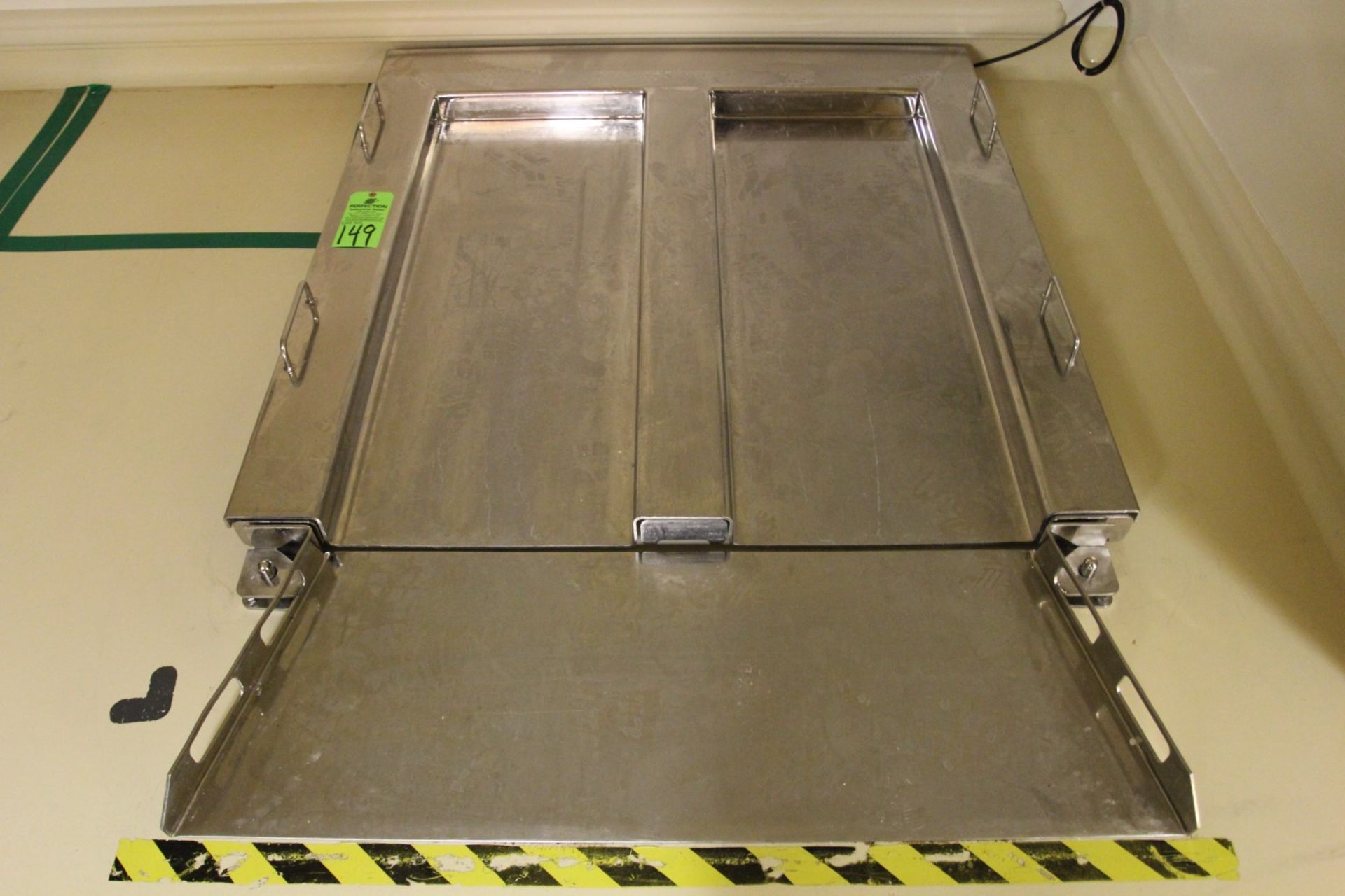 600 kg Stainless Steel Floor Scale w/ Mettler Toledo Lynx Digital Readout, s/n 5191935-5BC