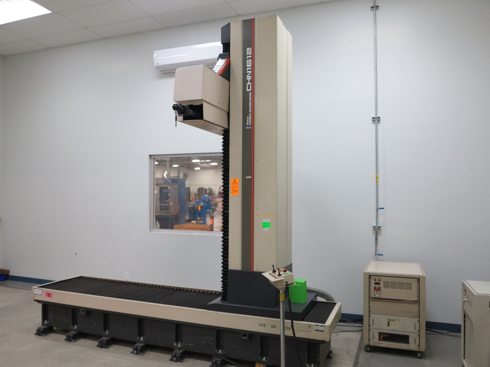 MITUTOYO CHN1612 Coordinate Measuring Machine, s/n 9010003, Mitutoyo CMMC-36 Control, Renishaw P14 - Image 4 of 11