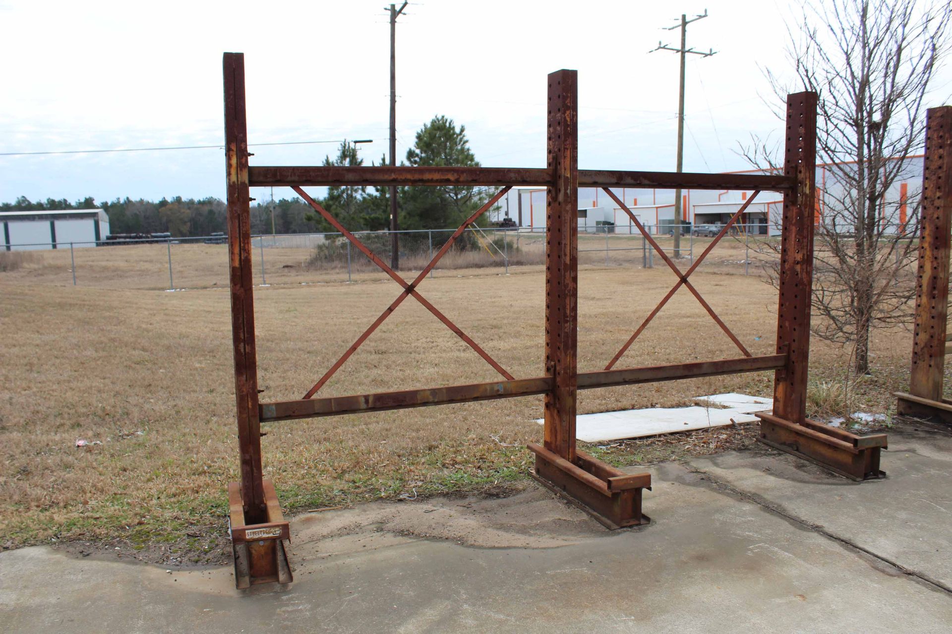 CANTILEVER RACK