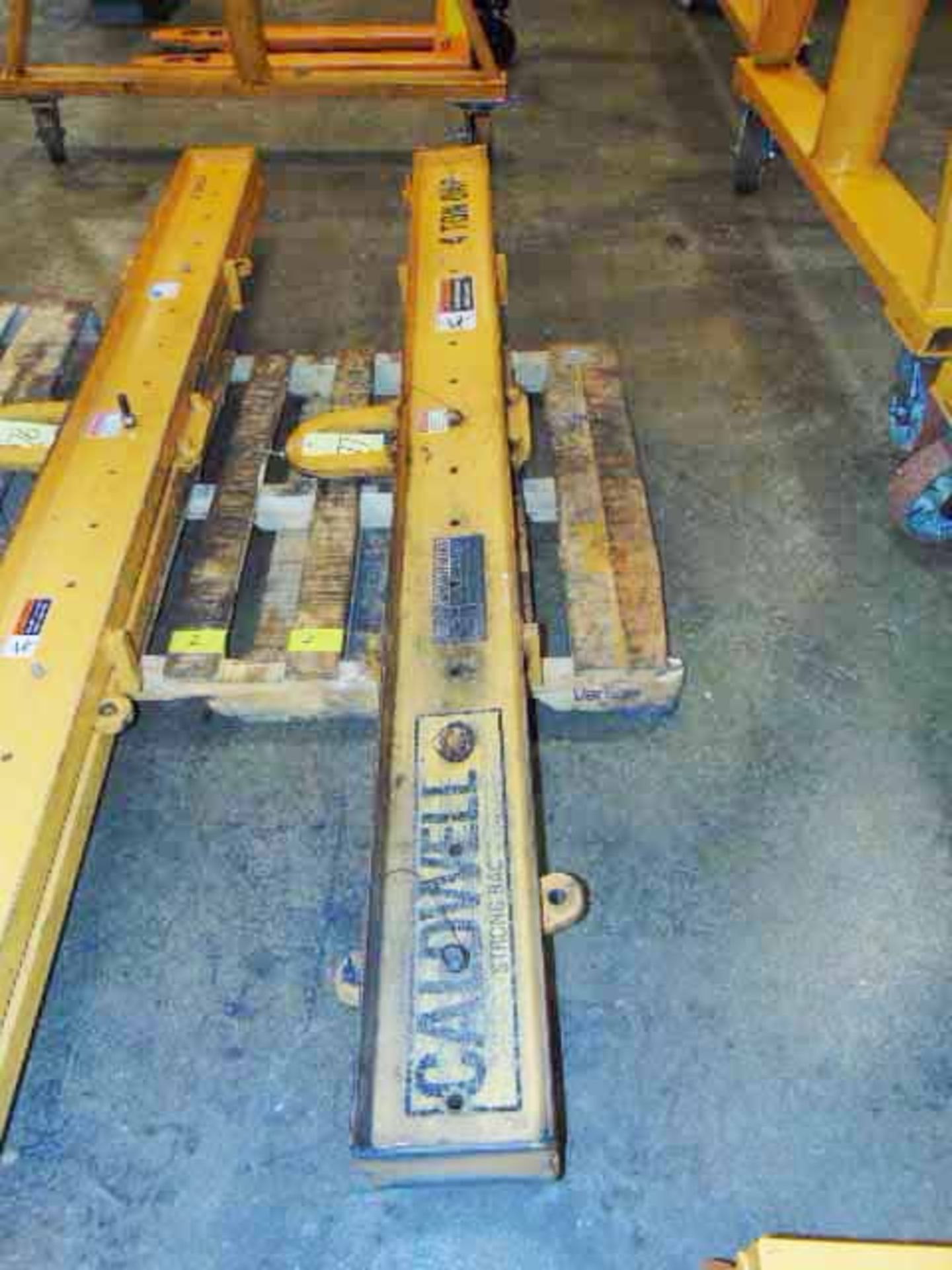 SPREADER BAR, CALDWELL, 4 T. x 103”L.