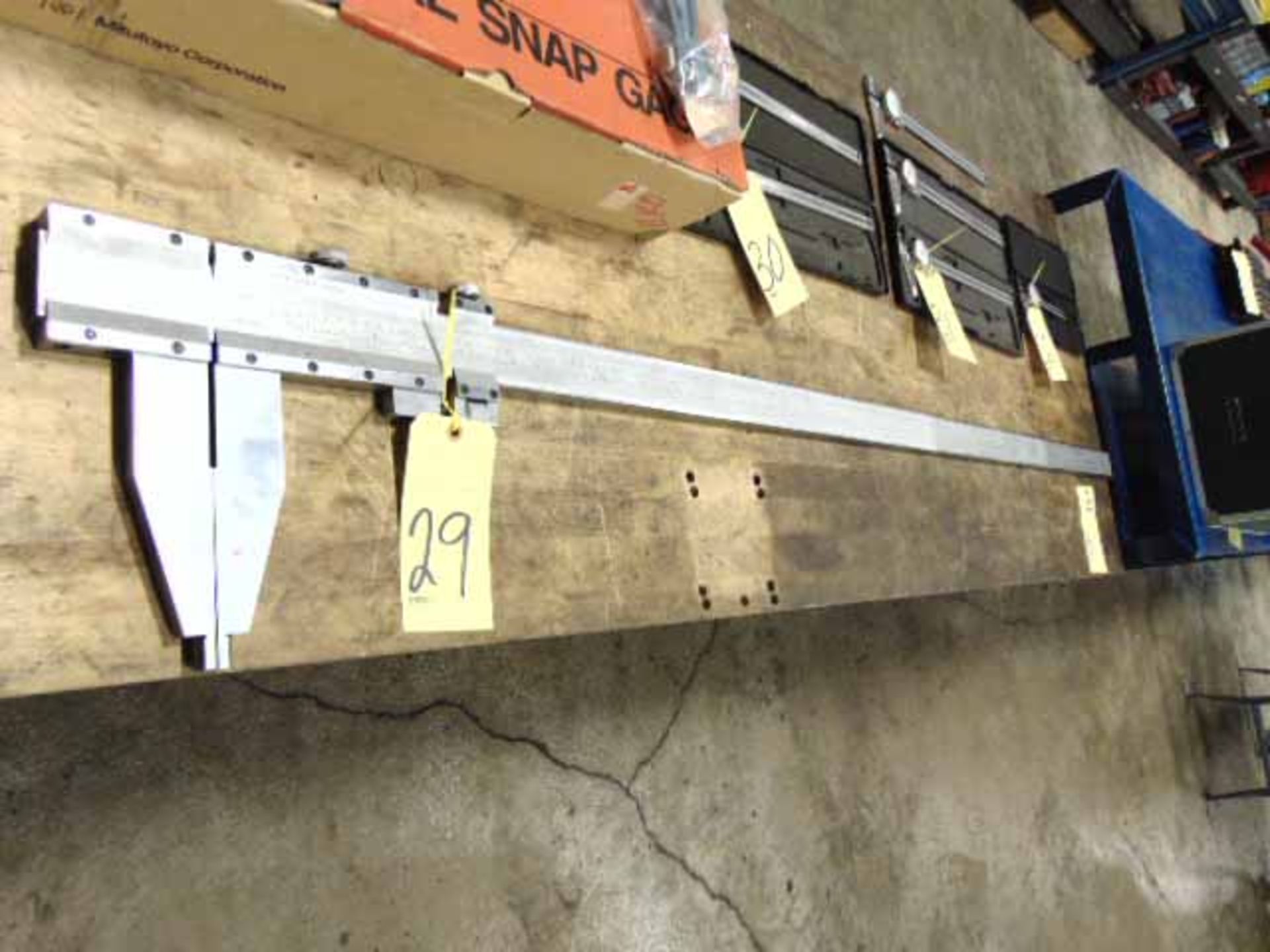 VERNIER CALIPER, 60"