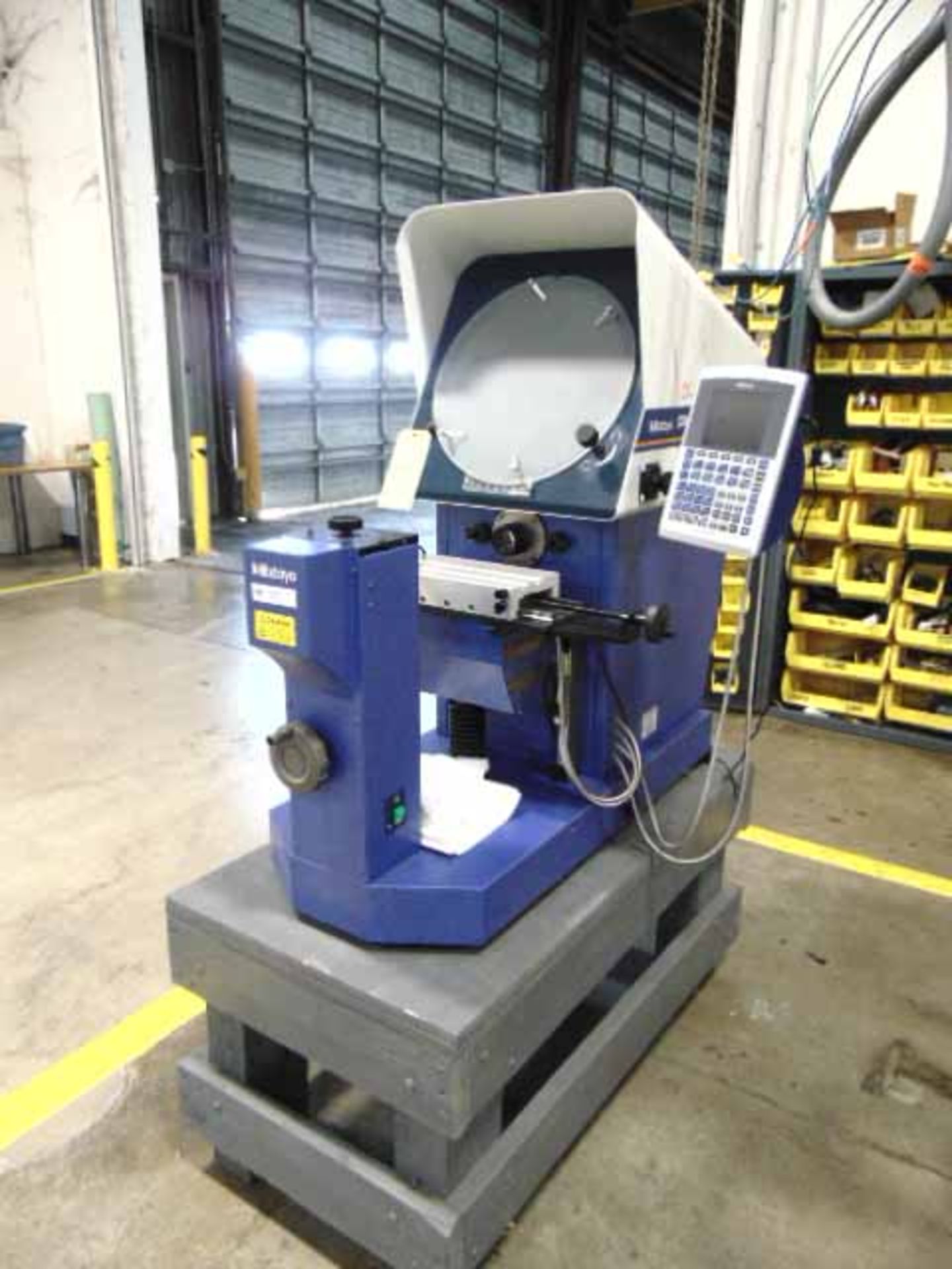 HORIZONTAL BEAM OPTICAL COMPARATOR, MITUTOYO MDL. PH-A14, QM-Data 200 D.R.O. system, 14” dia.