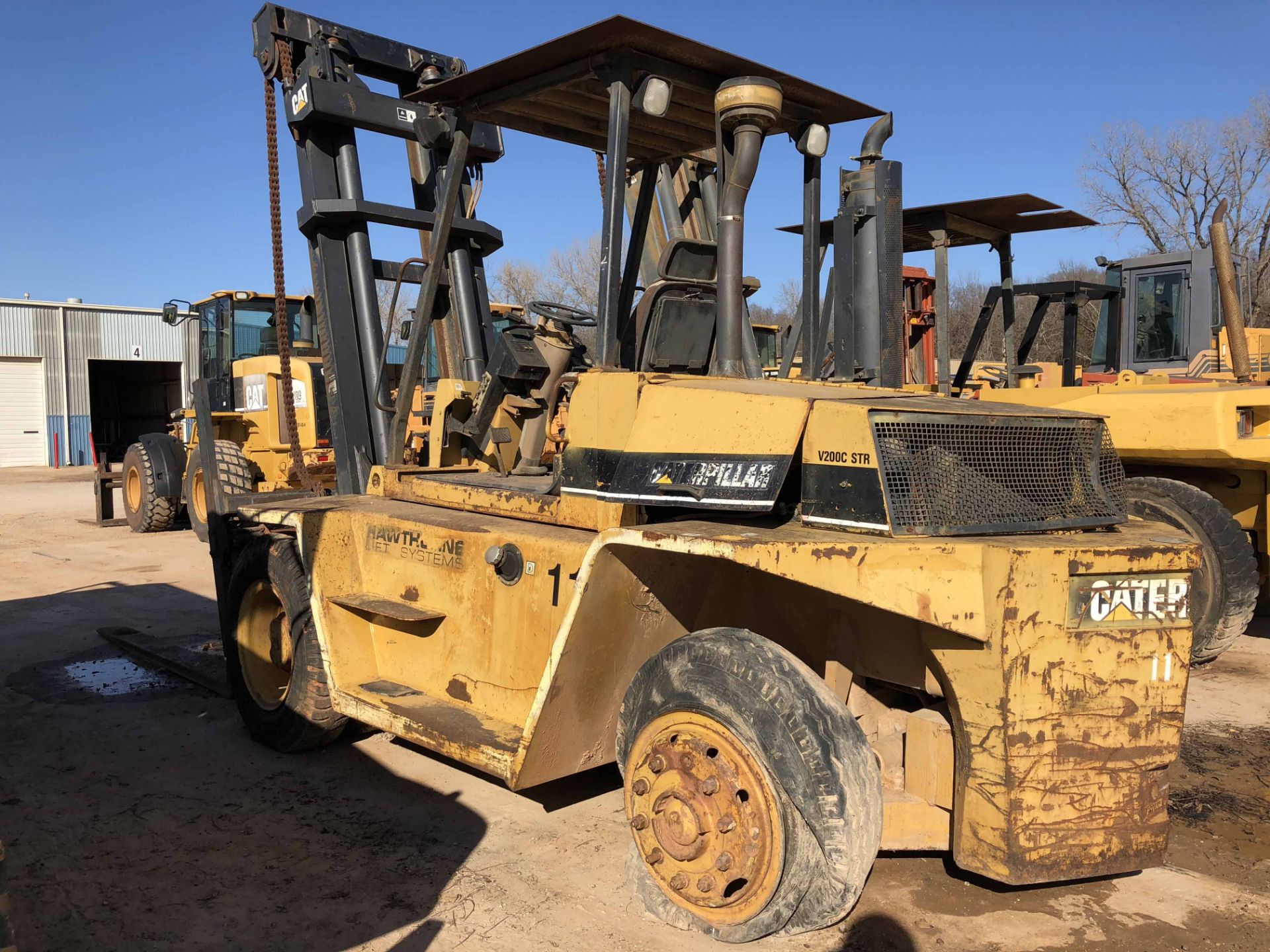 FORKLIFT, CATERPILLAR 20,000 LB. CAP. MDL. V200C, new 1992, 11,500 H.O.M., mast appears in good