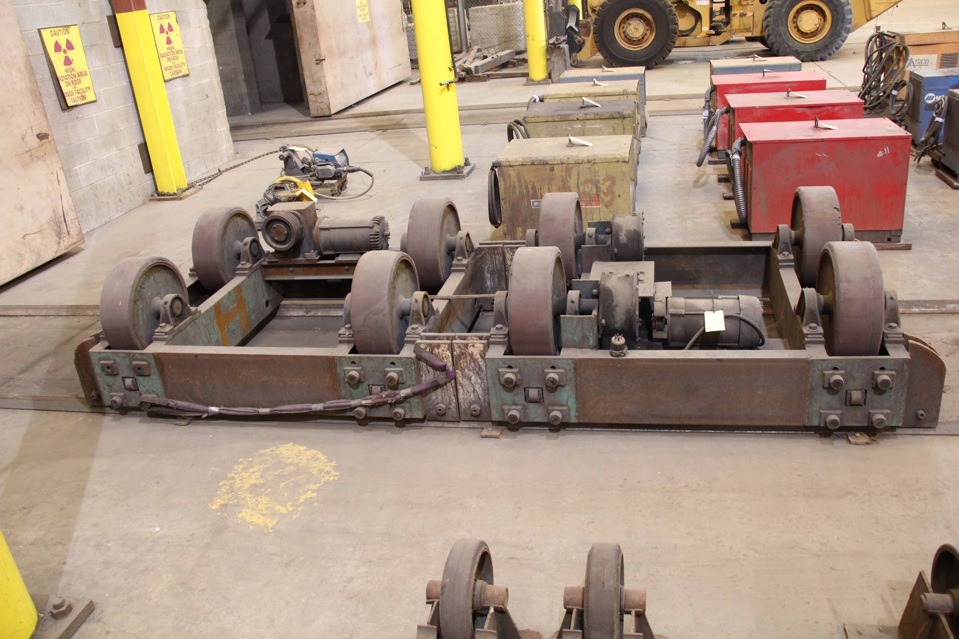 POWER TURNING ROLL SET, ARONSON APPROX. 30 T. CAP., 20" dia. x 7" rubber tires, variable spd. drive,