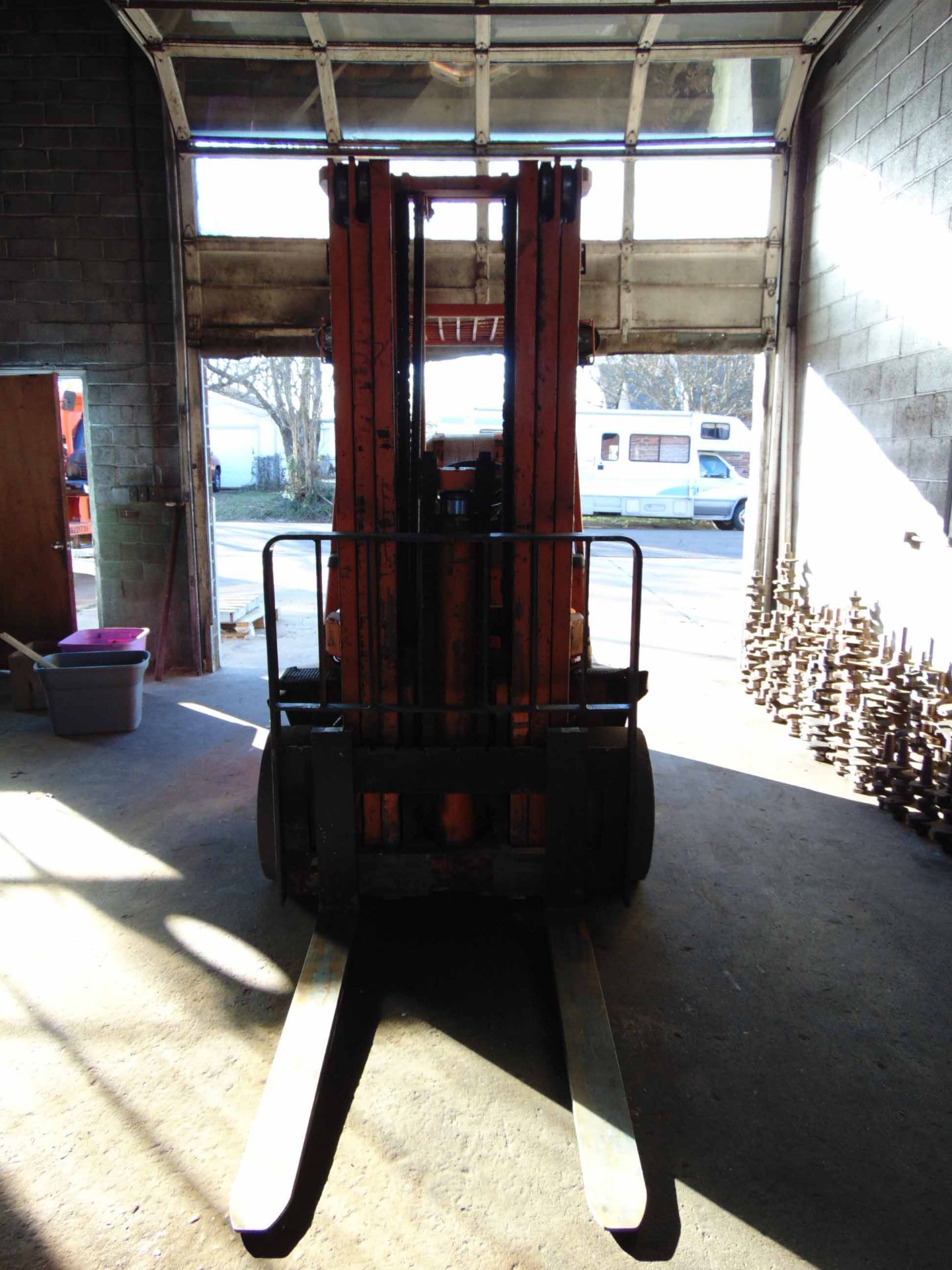 FORKLIFT, TOYOTA MDL. FGC45, 9,800 lb. cap., LPG, solid tires, 3-stage mast, S/N FGC45-11797 - Image 4 of 11