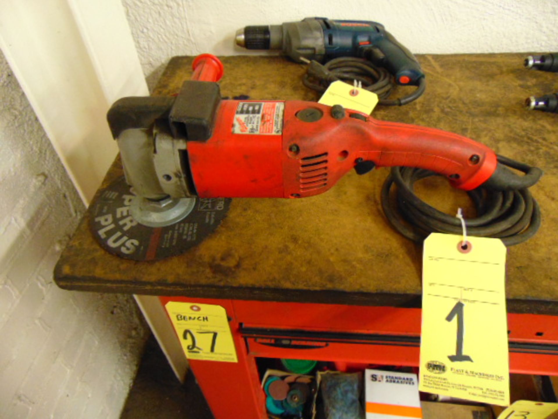 ELECTRIC RIGHT ANGLE DISK GRINDER, MILWAUKEE 7"