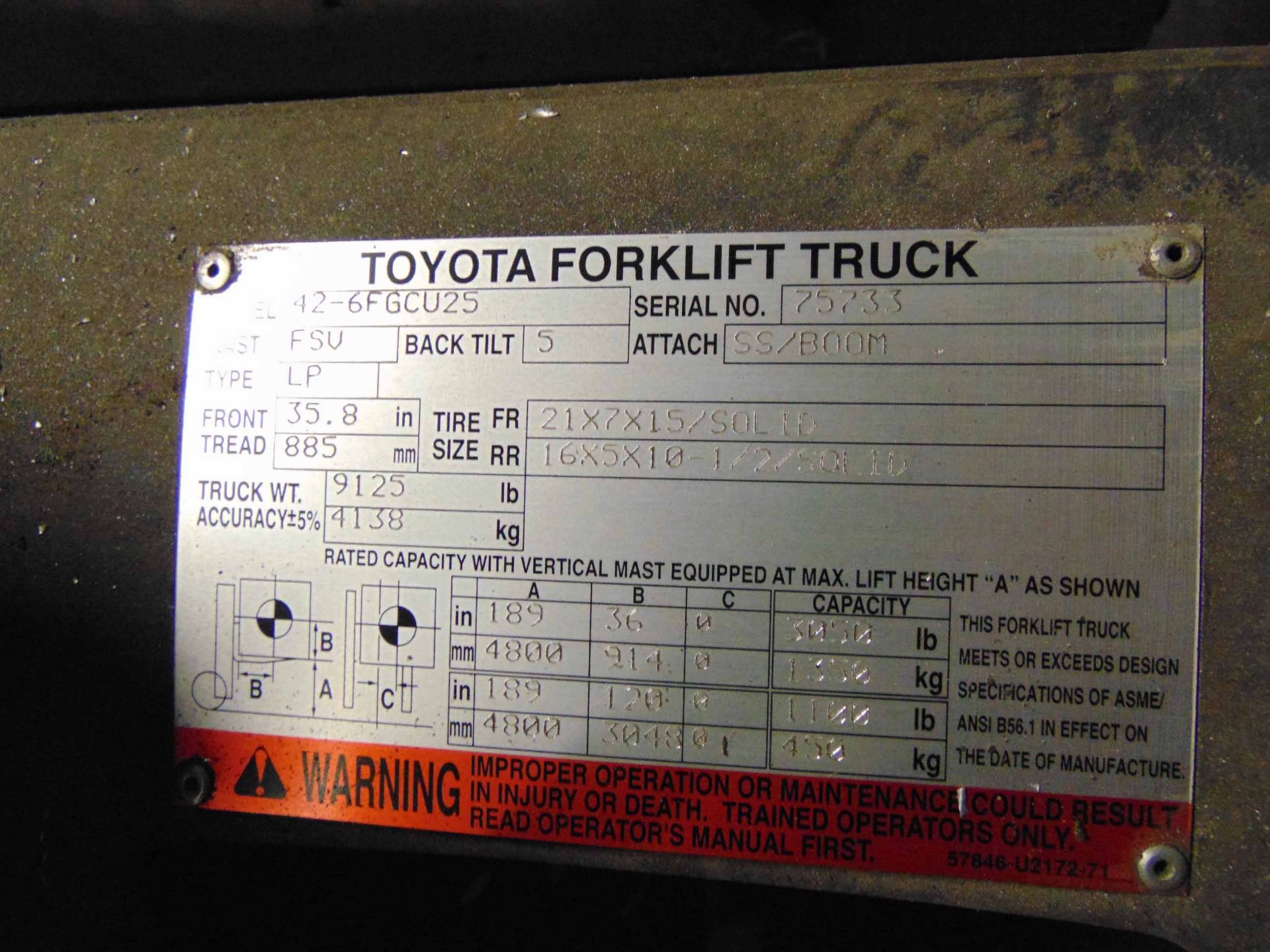 FORKLIFT, TOYOTA 3,050 LB. CAP. MDL. 42-6FGU25, LP pwrd., 3,050 lb. cap. @ 36” L.C., 189” max. - Image 3 of 8