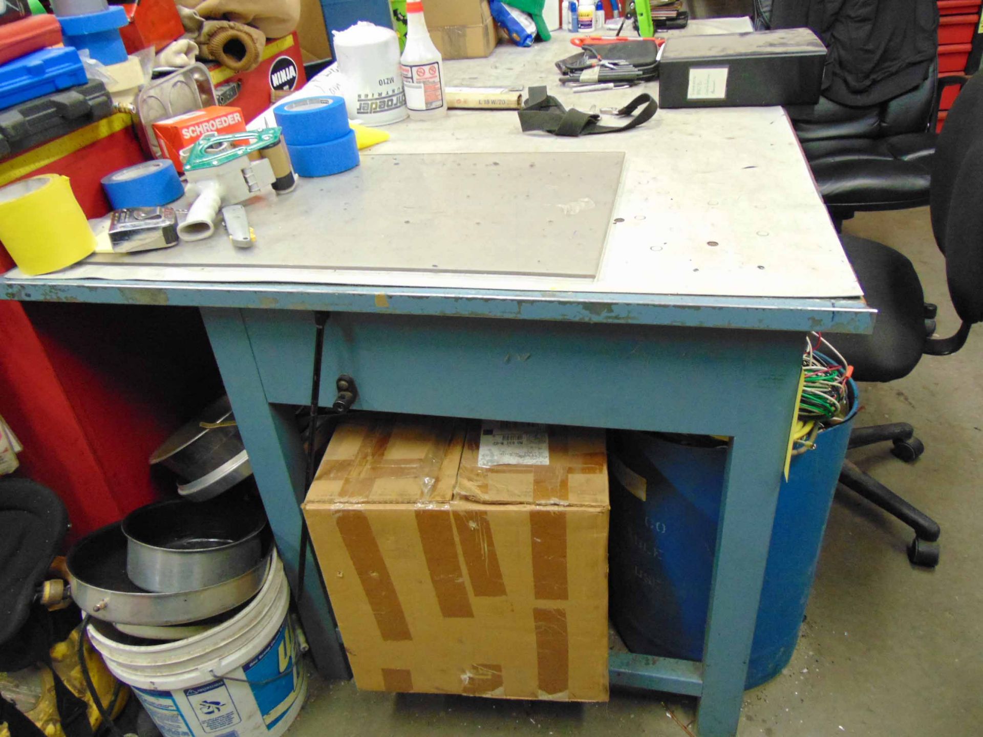 LOT OF WORKBENCHES (2), assorted, (1) w/vise - Image 2 of 2