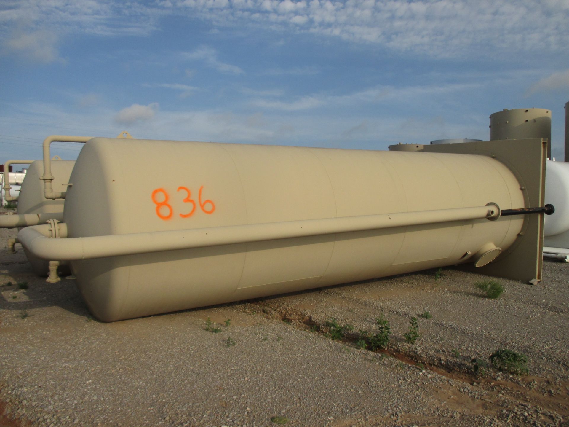 APPROX. (1) STEEL 225 BBL TANK, 8' x 25' (Loading Charge is $100)