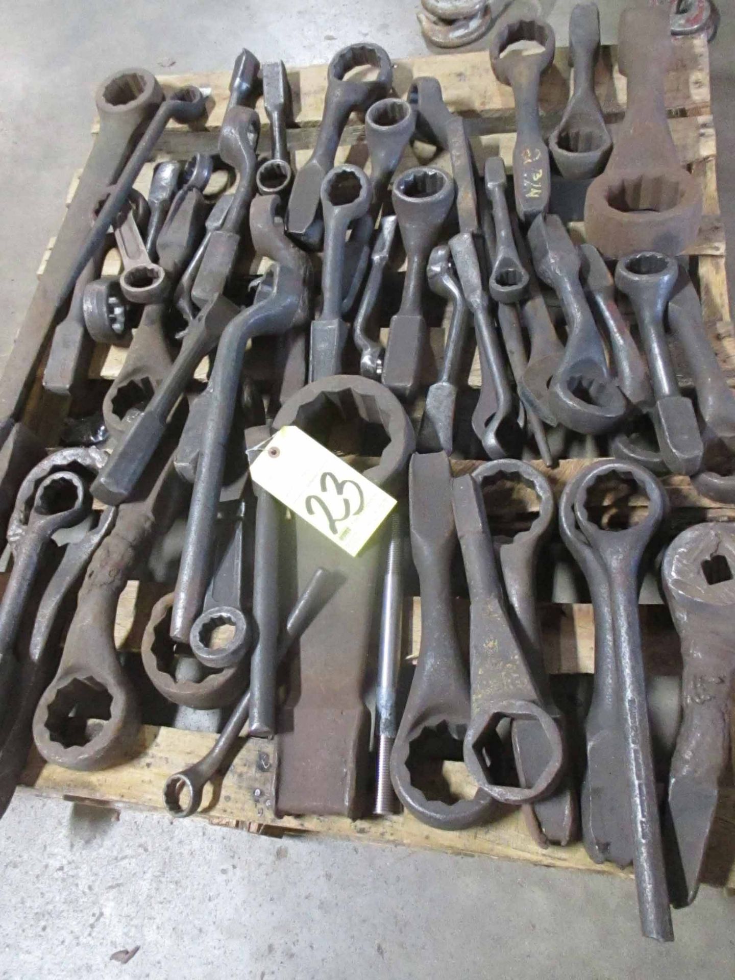 LOT OF HAMMER WRENCHES, 2" to 6"