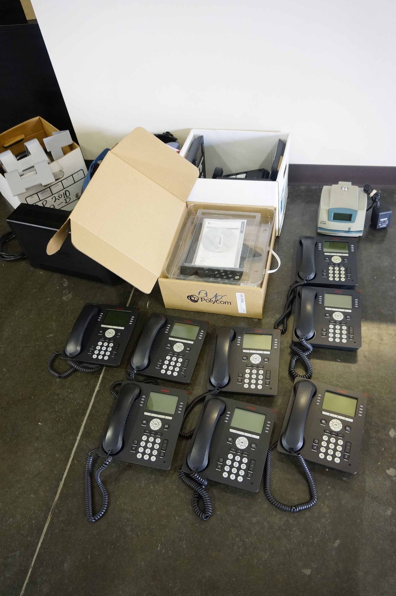 TELEPHONE SYSTEM, Avaya Phone Brain, (10) handsets