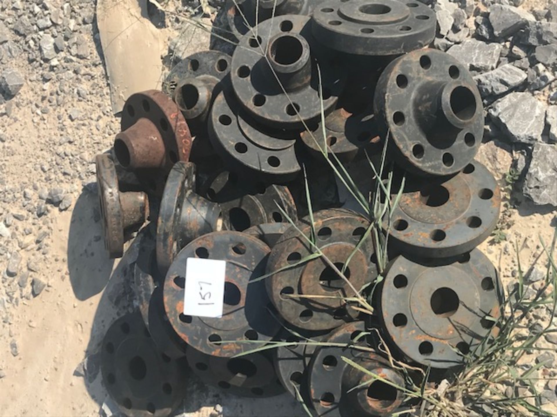 LOT CONSISTING OF: (APPROX. 53) FLANGE WELD NECK,RF,2"-400/600 (LOADING CHARGE $5) (LOCATION #1: