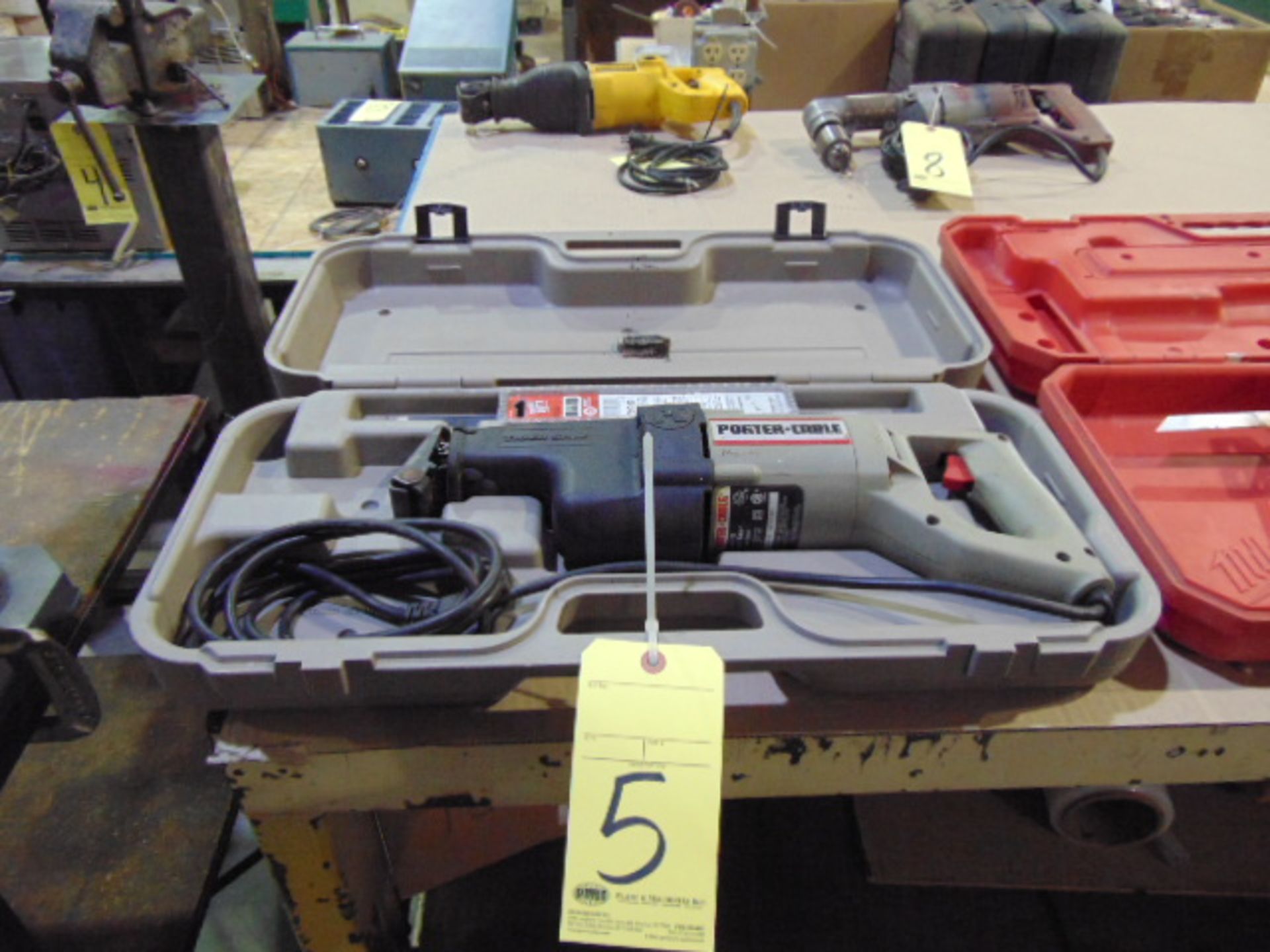 RECIPROCATING SAW, PORTER CABLE TIGER SAW, variable spd.