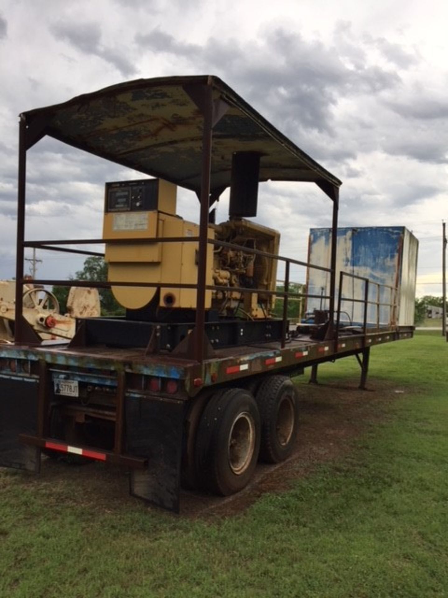 CATERPILLAR GENERATOR SET, 225 KVA, mounted on 53' trailer, Mdl. 3306 engine 397 HP, 2,000 RPM