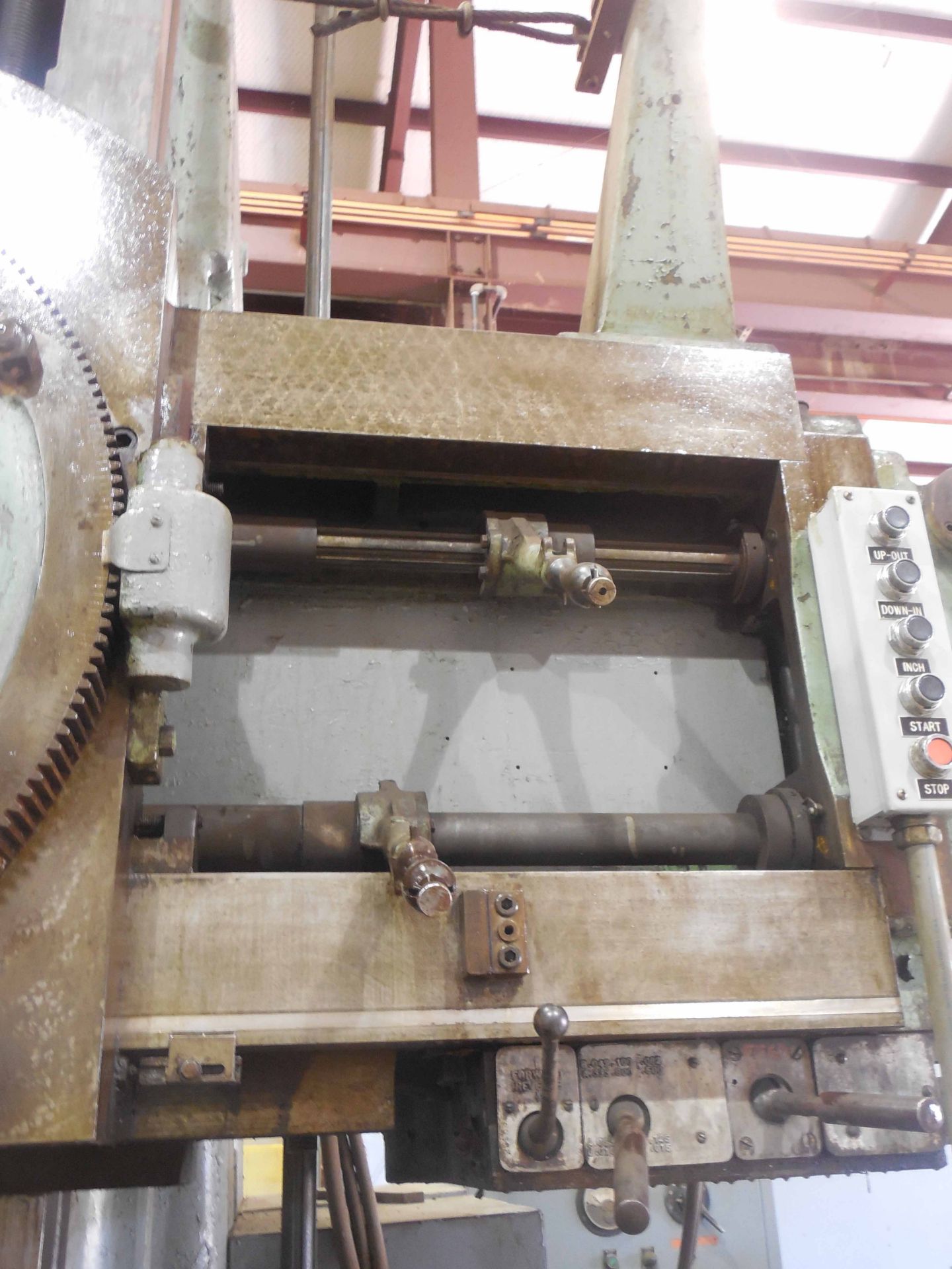 CINCINNATI 120" "HYPRO" DOUBLE COLUMN VERTICAL BORING MILL, 108-1/2" tbl., approx. 128" sw. to - Image 6 of 7