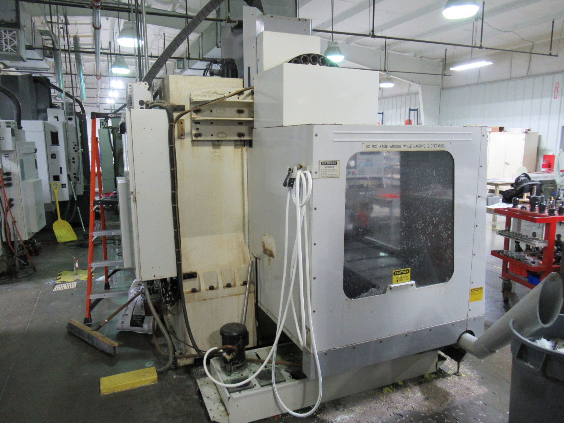 VERTICAL MACHINING CENTER, HAAS MDL. VF3B, new 2001, 48" x 18" table, 40" X-axis travel, 20" Y- - Image 5 of 7