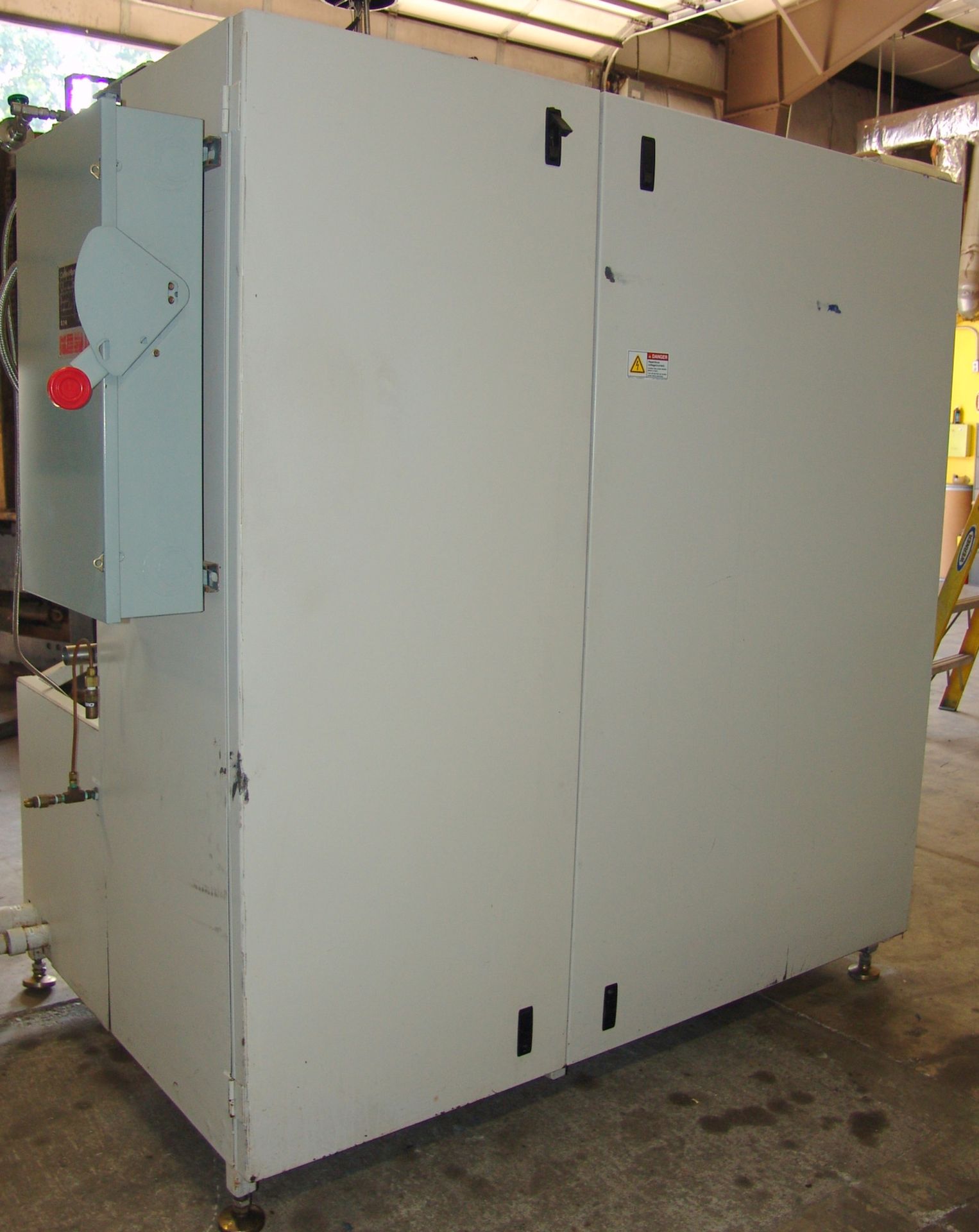 VACUUM HEAT TREAT FURNACE, HEAT SOURCE, 12" W x 12" H. x 24" L, 2,650 deg. F. max temp., dual - Image 3 of 7