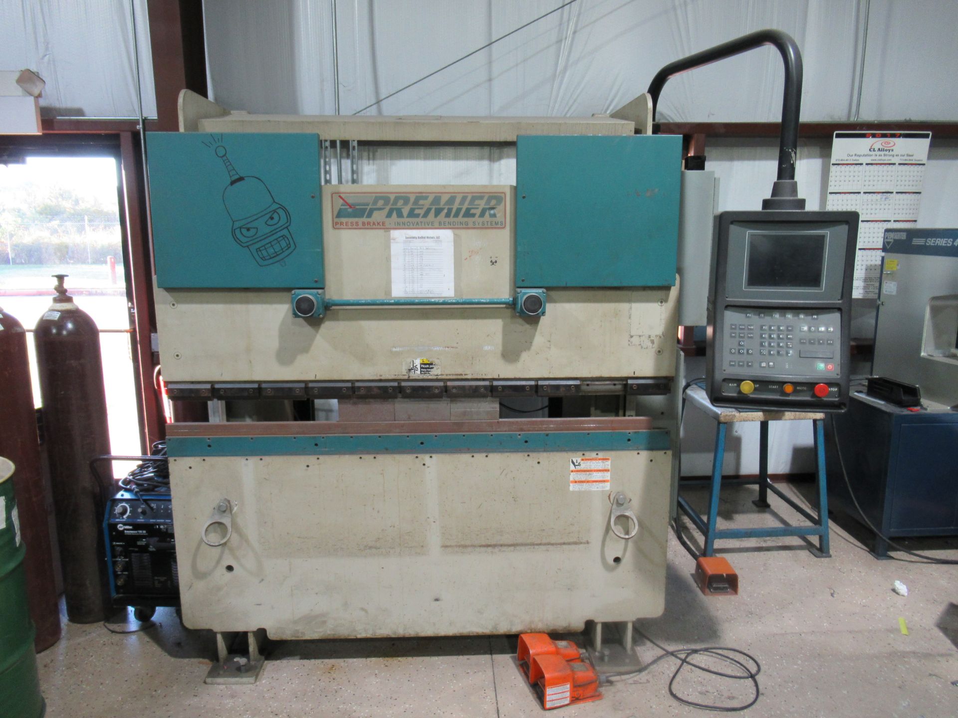 PRESSBRAKE, PREMIER 70 T. CAP. MDL. 670.CR, new 2001, 6' cap., Cybelec control (needs repair), 10 HP - Image 2 of 6