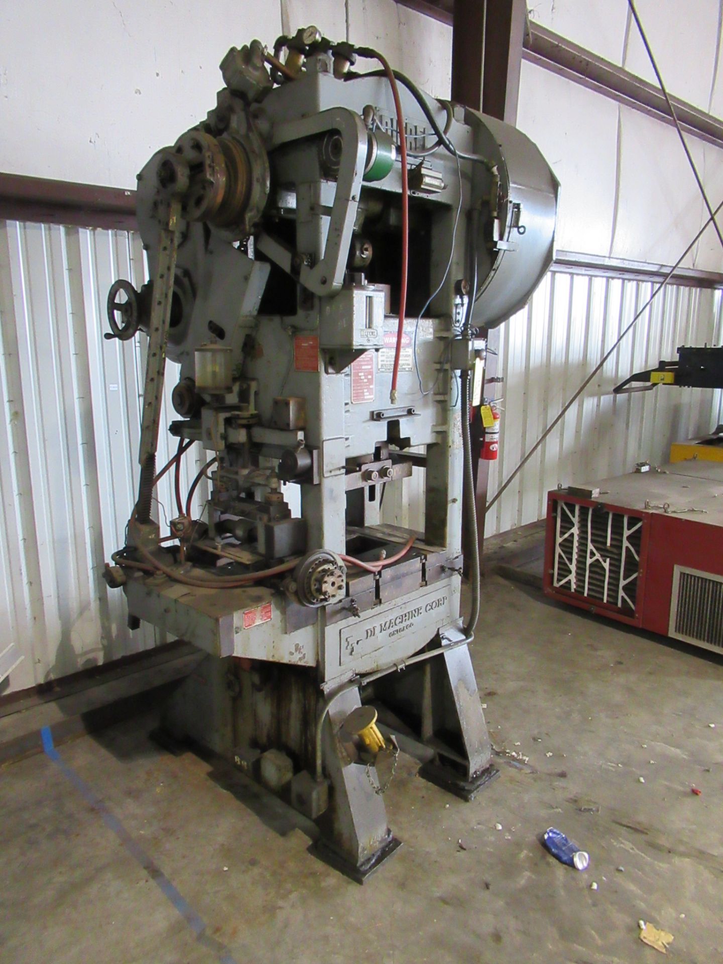 AUTOMATIC PUNCH PRESS, DIEBELL MACHINE CORP., 20" R-L & 20-1/2" F-B bed areas, 2-1/2" stroke, 9" - Image 4 of 4