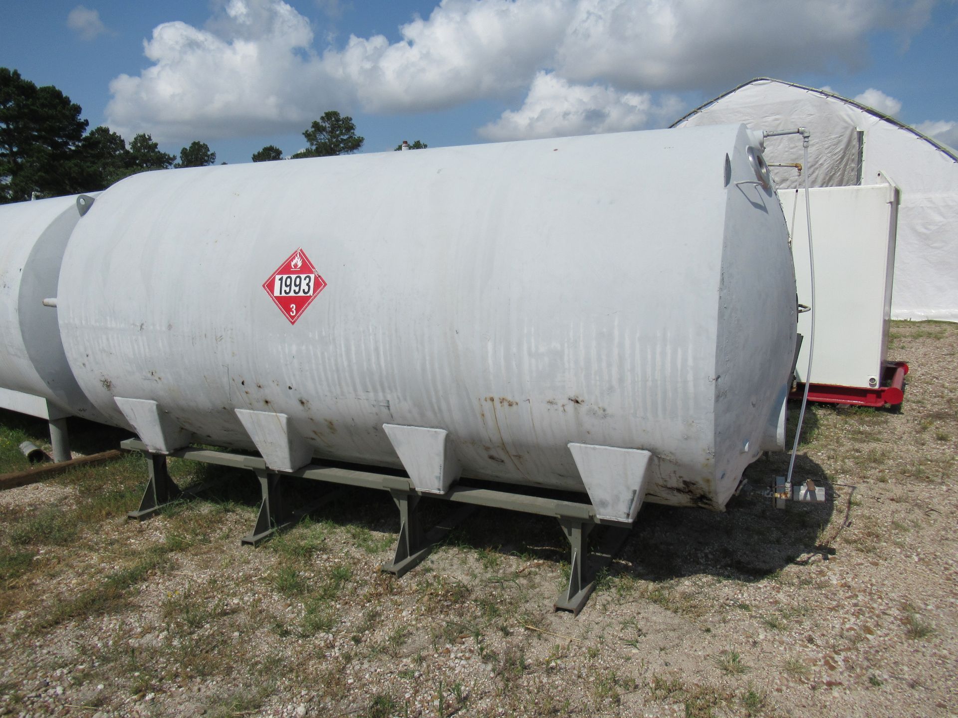 STORAGE TANK, 2,000 GALLON CHERRY-BURRELL MDL. HCWE, 316 SS double walled, 3,515 lbs, S/N 2000-55-