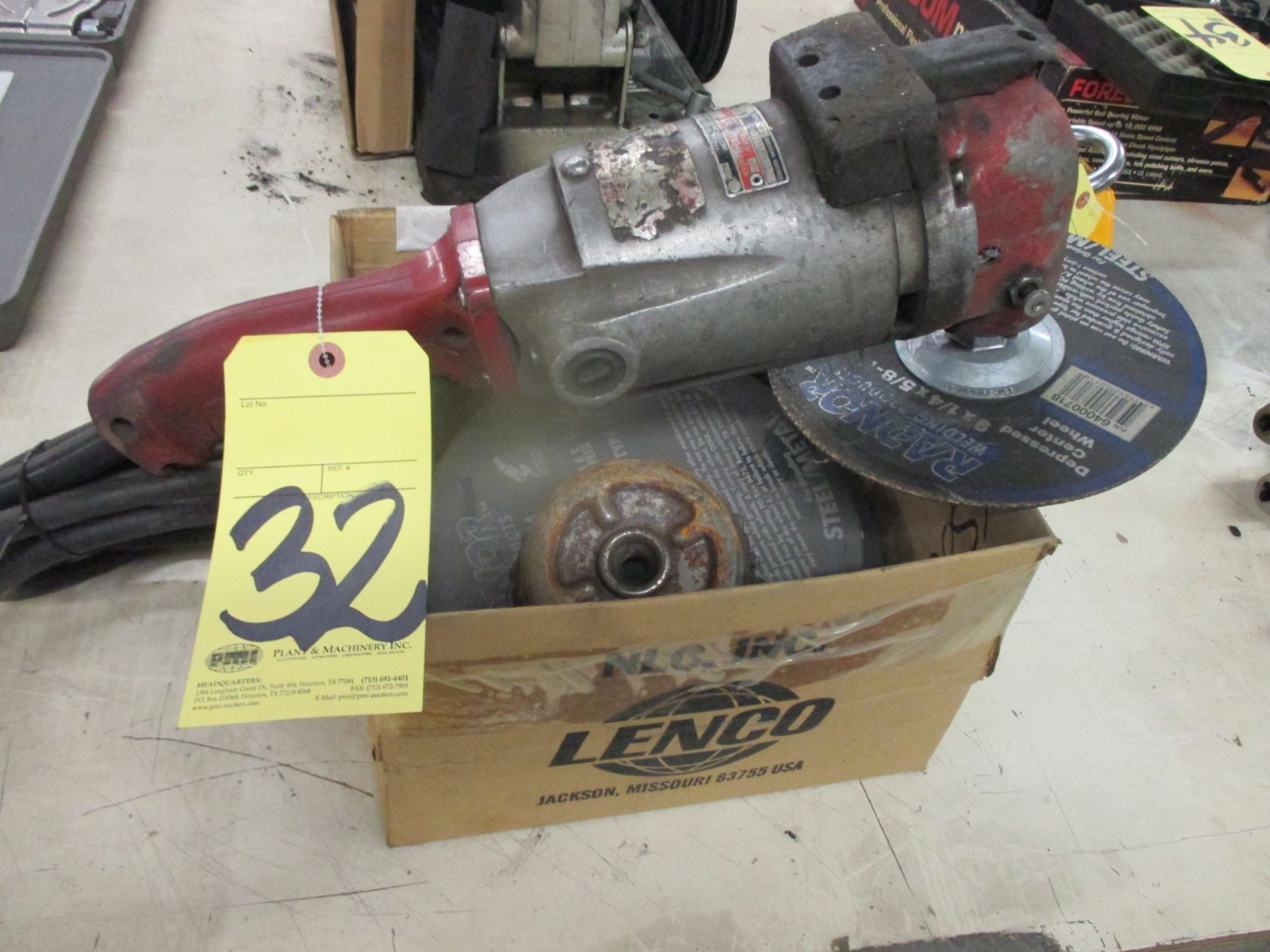 GRINDER, MILWAUKEE 7-1/2", w/extra wheels