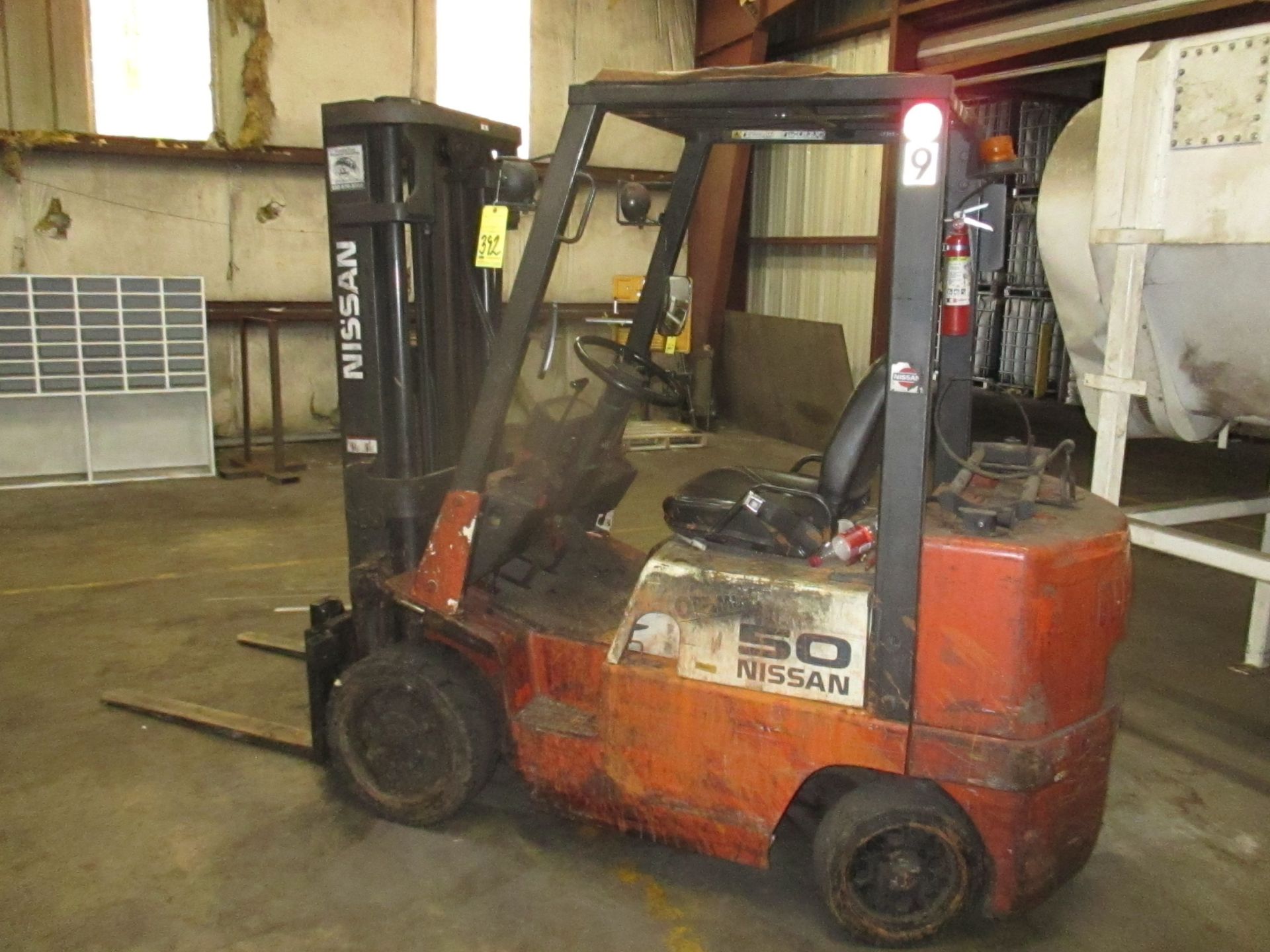 FORKLIFT, NISSAN MDL. OPTIMUM 50, LPG engine, 3-stage mast, 42"L. forks, side shift, pneu. style