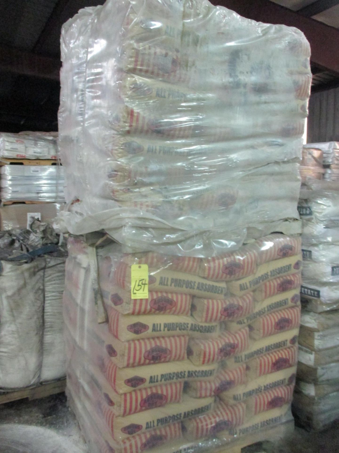 LOT OF OIL DRY ABSORBENT (approx. 100 bags)