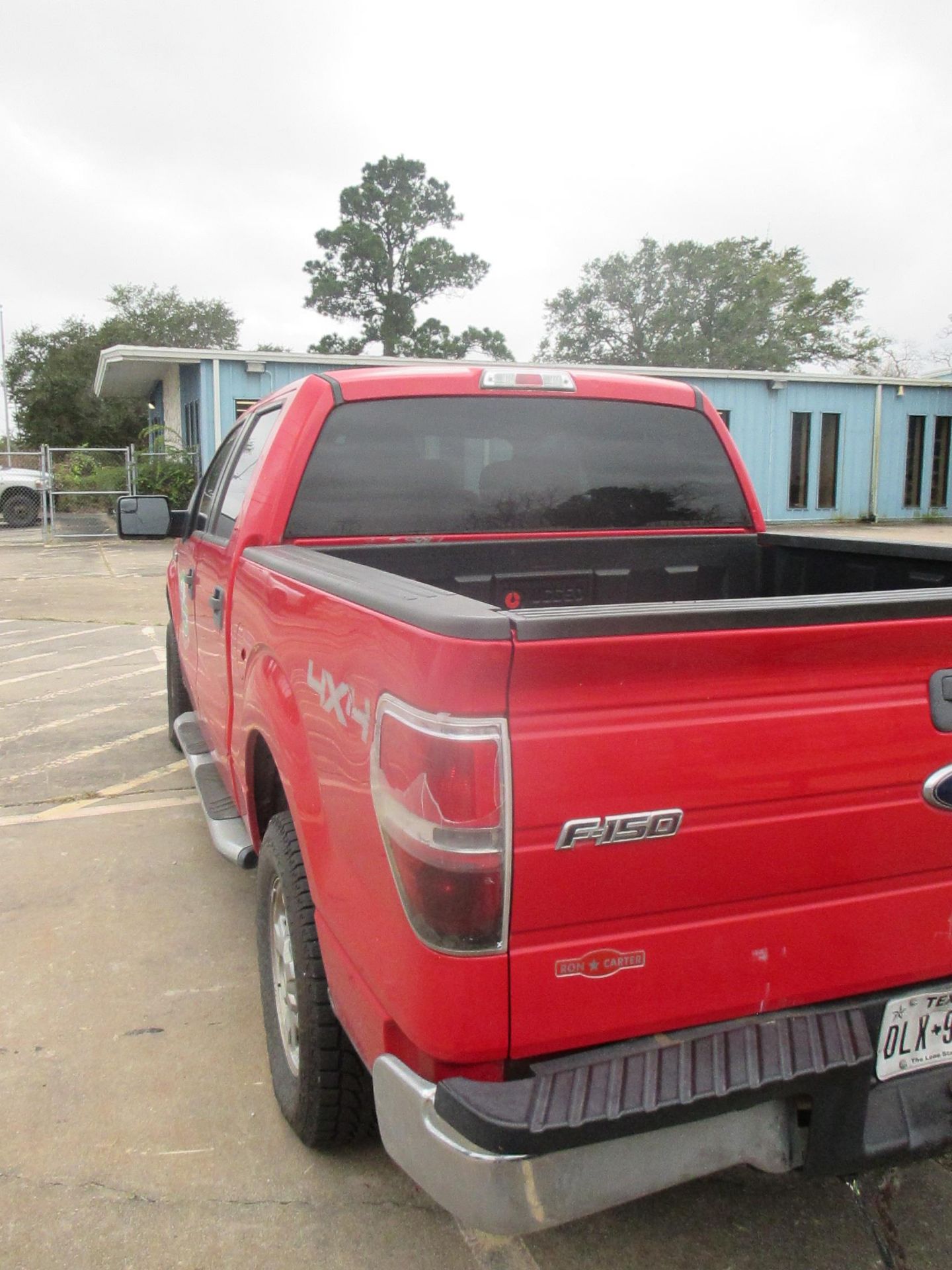 PICKUP TRUCK, 2011 FORD MDL. F150 XLT CREW CAB, gasoline engine, auto. trans., air cond., - Image 4 of 4