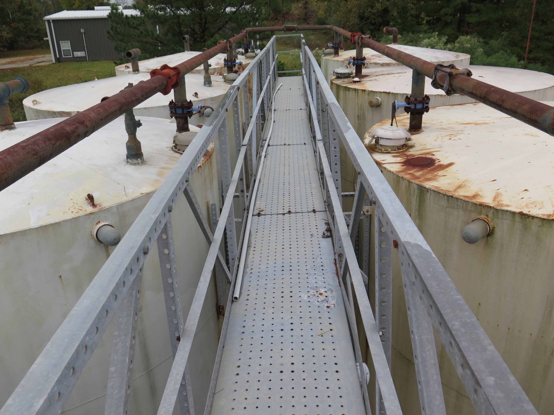 COMPLETE DRILLING MUD PLANT, SET UP AS (2) SEPARATE PLANTS - OIL BASED & WATER BASED DRILLING MUD, - Image 48 of 83