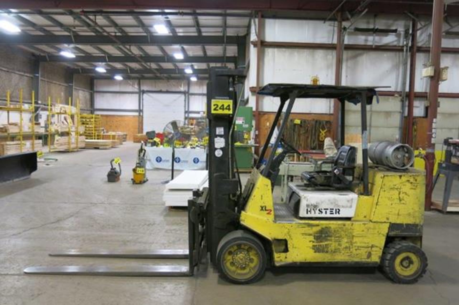 HYSTER, S120XLS, 11,000 LBS, 3 STAGE, LPG FORKLIFT, SIDESHIFT, 206.5" MAXIMUM LIFT 2,446 HOURS, S/ - Image 2 of 11