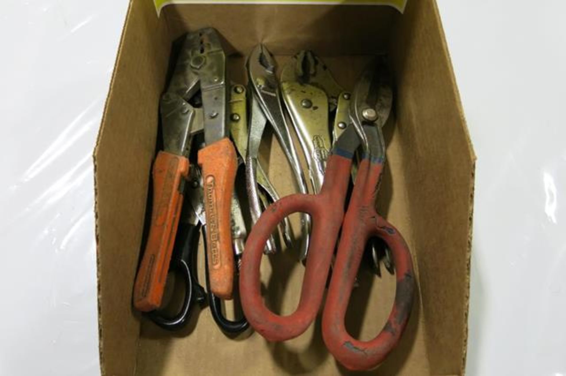 LOT OF WRENCHES, METAL CUTTERS AND CLAMPS - Image 2 of 2