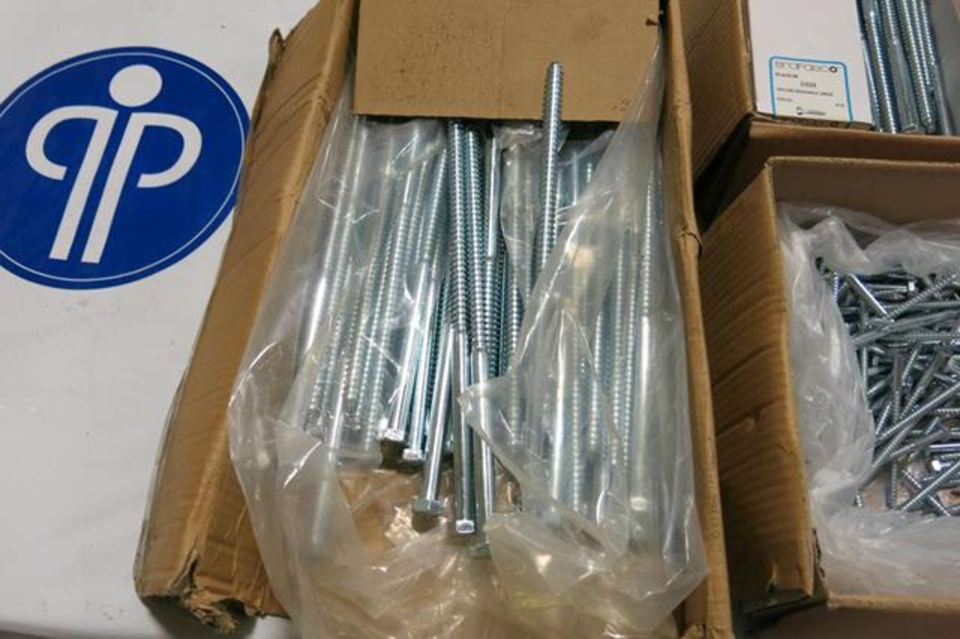 LOT OF CARRIAGE AND LAG BOLTS - Image 2 of 7