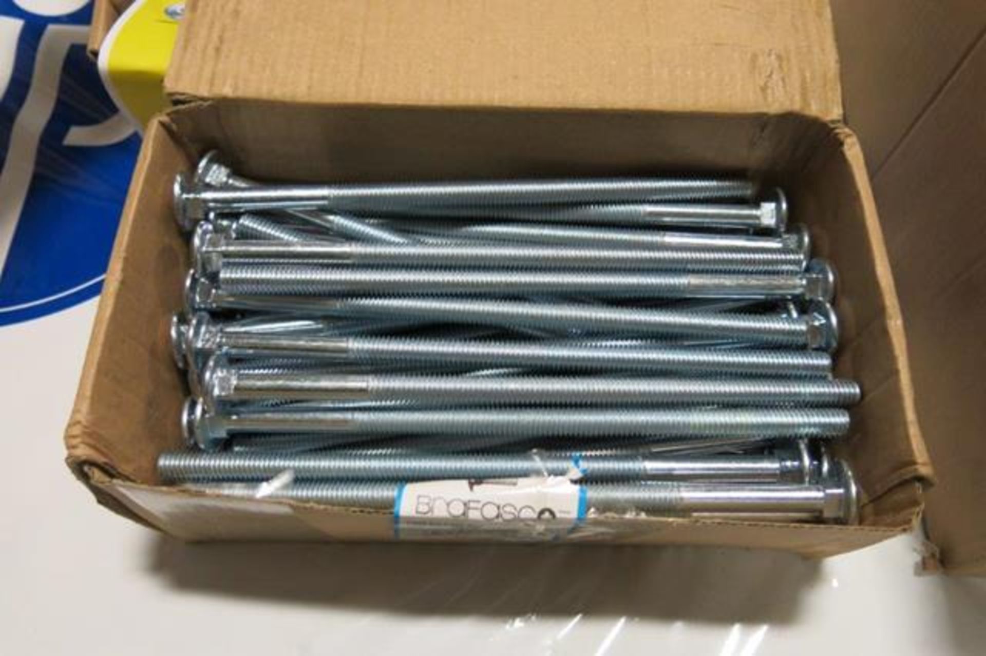 LOT OF 3/8", 7' XNA D8' CARRIAGE BOLTS - Image 4 of 6