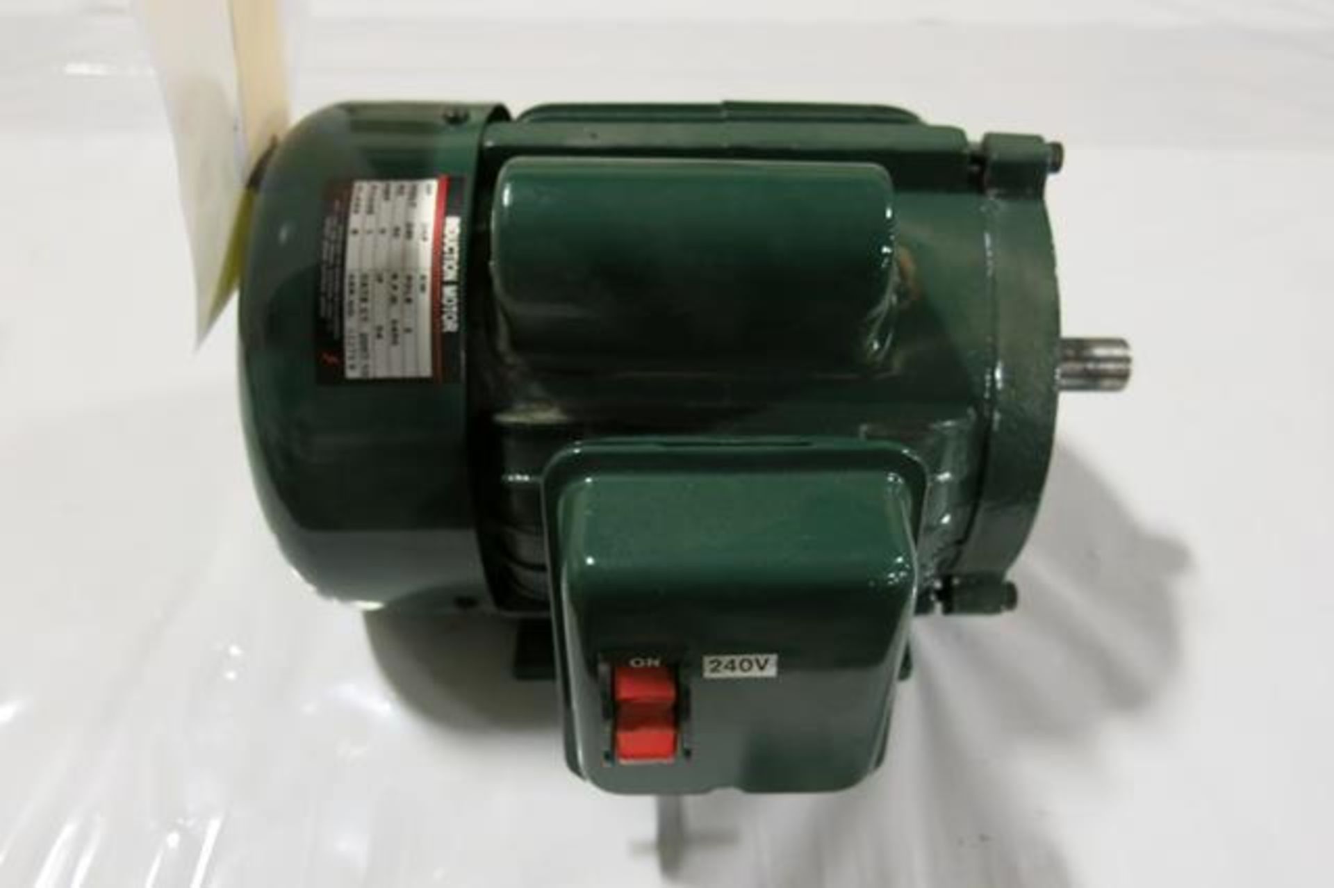 INDUCTION MOTOR, 2 HP, 20 VOLT - Image 2 of 2