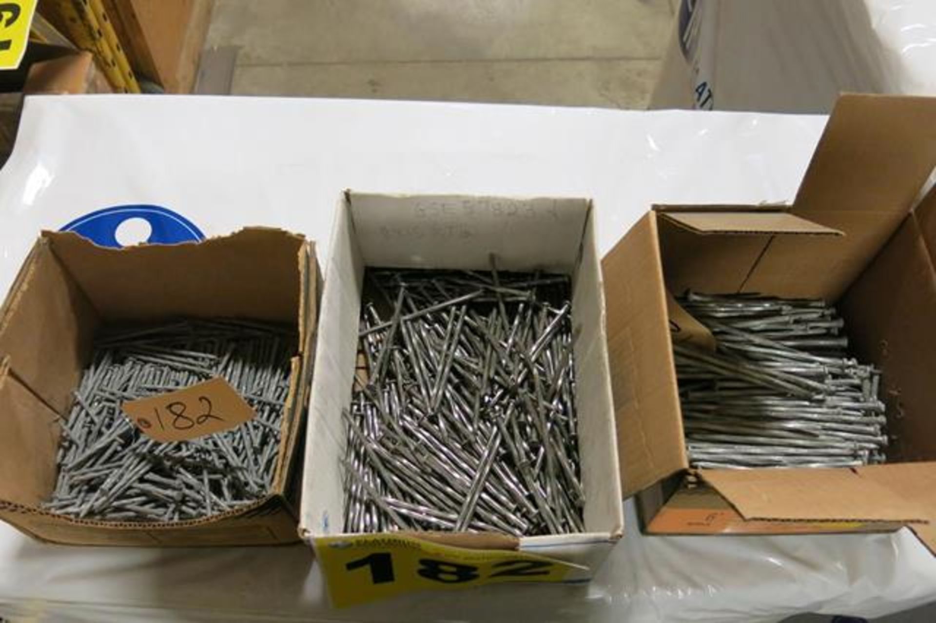 LOT OF NAILS - Image 2 of 2