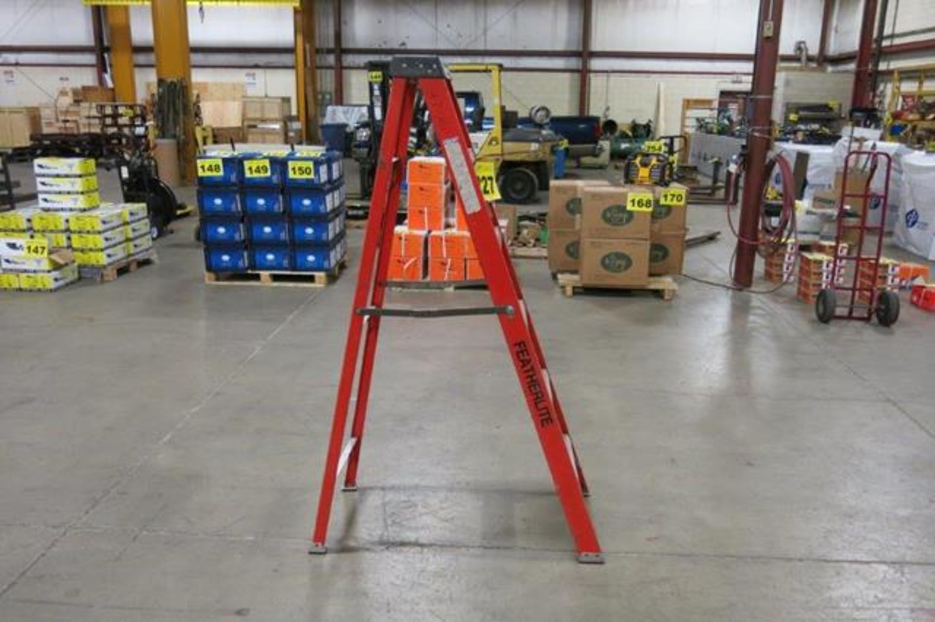 FEATHERLITE, 6', FIBREGLASS LADDER - Image 2 of 3