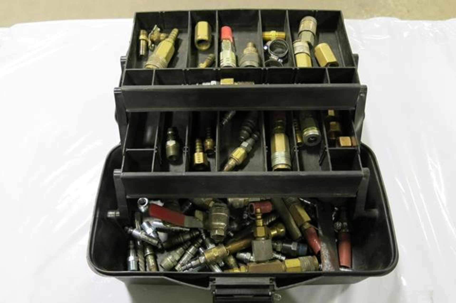 TOOLBOX WITH PNEUMATICS FITTINGS - Image 3 of 3